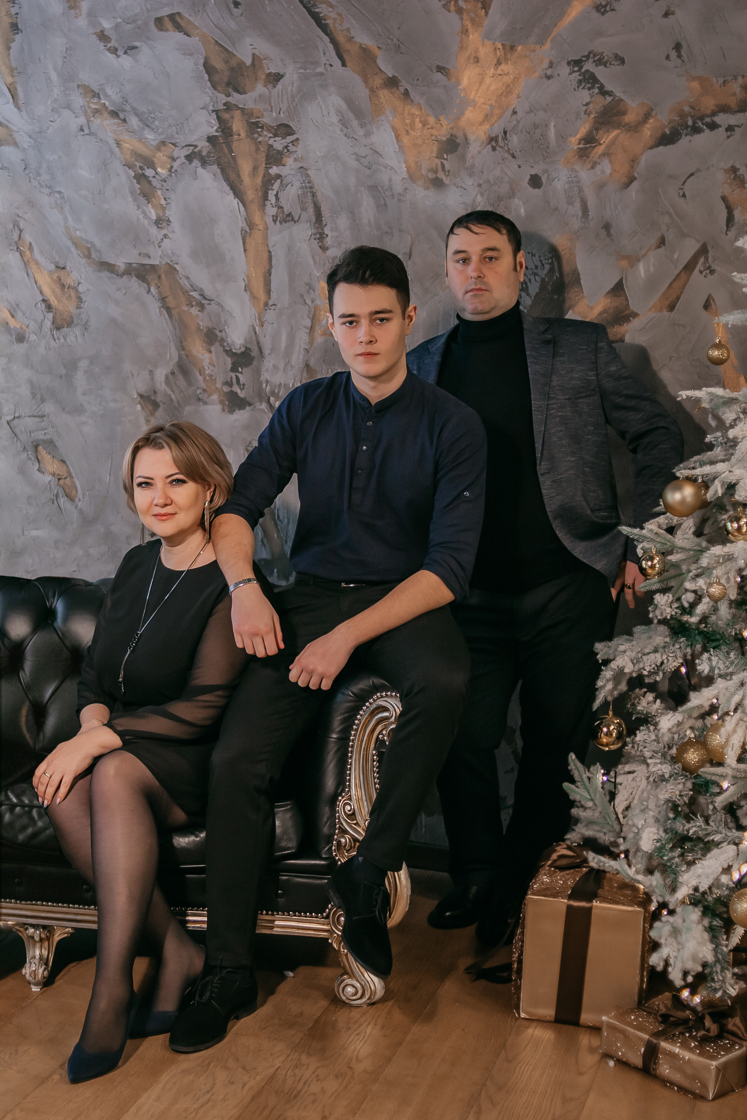 Новый Год. Роман, Светлана, Денис. Фотограф Регина Крикунова г. Красноярск