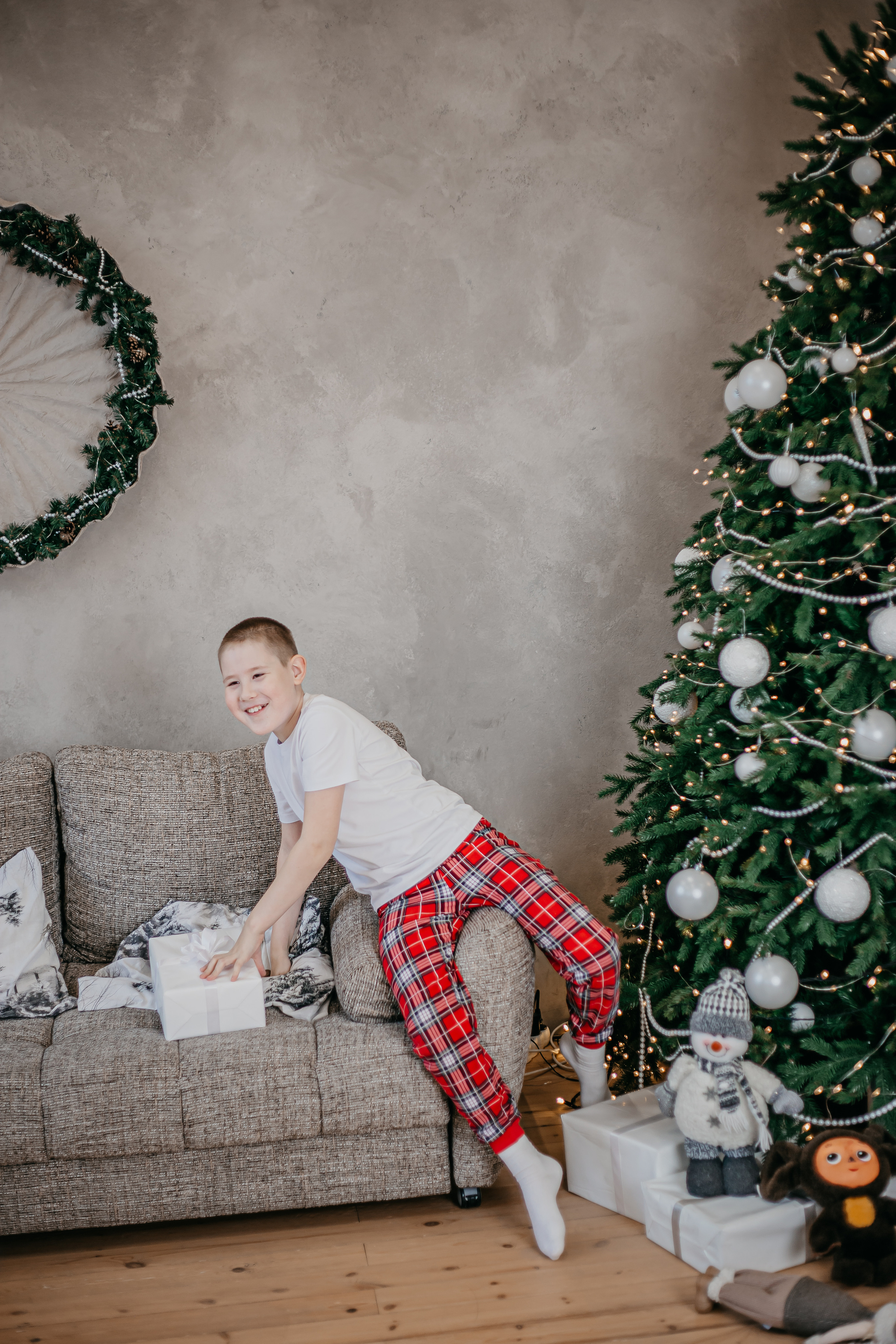 Семейная новогодняя съёмка. Иван, Евгения, Богдан, Агата. Фотограф Регина Крикунова г. Красноярск