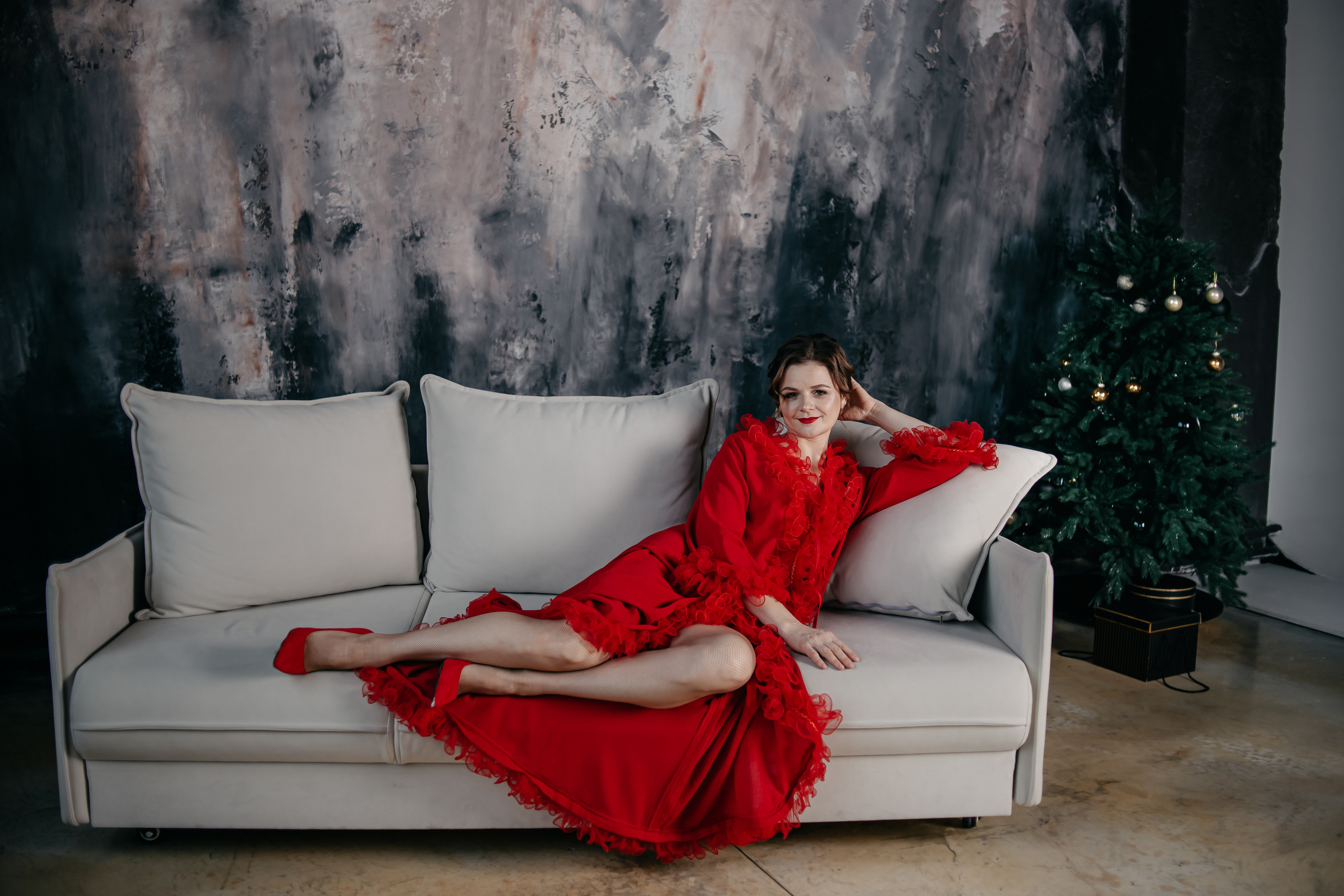 Ярослава. Леди в красном. Фотограф Регина Крикунова г. Красноярск