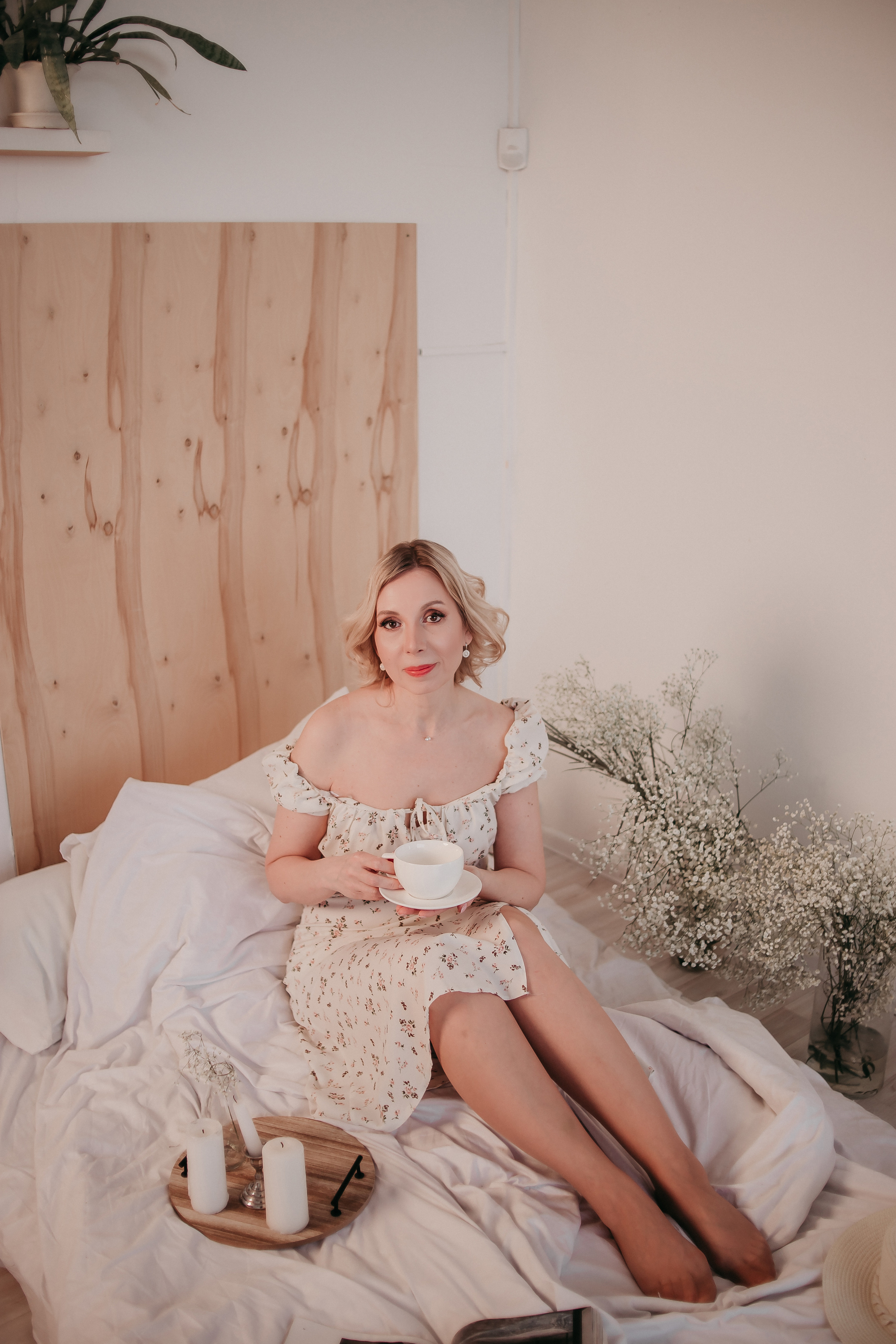 Юлия. Фотосессия в цветах. Фотограф Регина Крикунова г. Красноярск