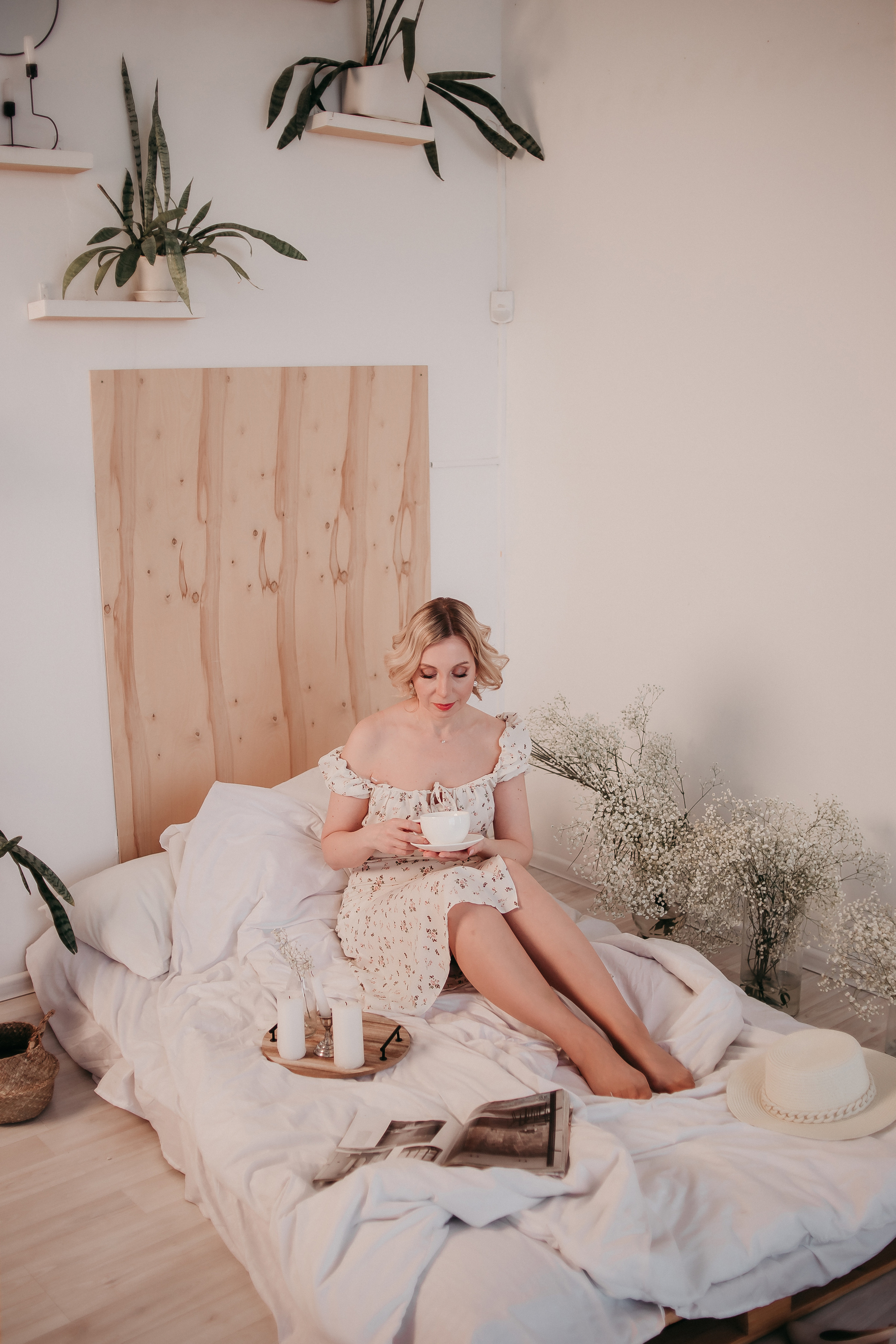 Юлия. Фотосессия в цветах. Фотограф Регина Крикунова г. Красноярск