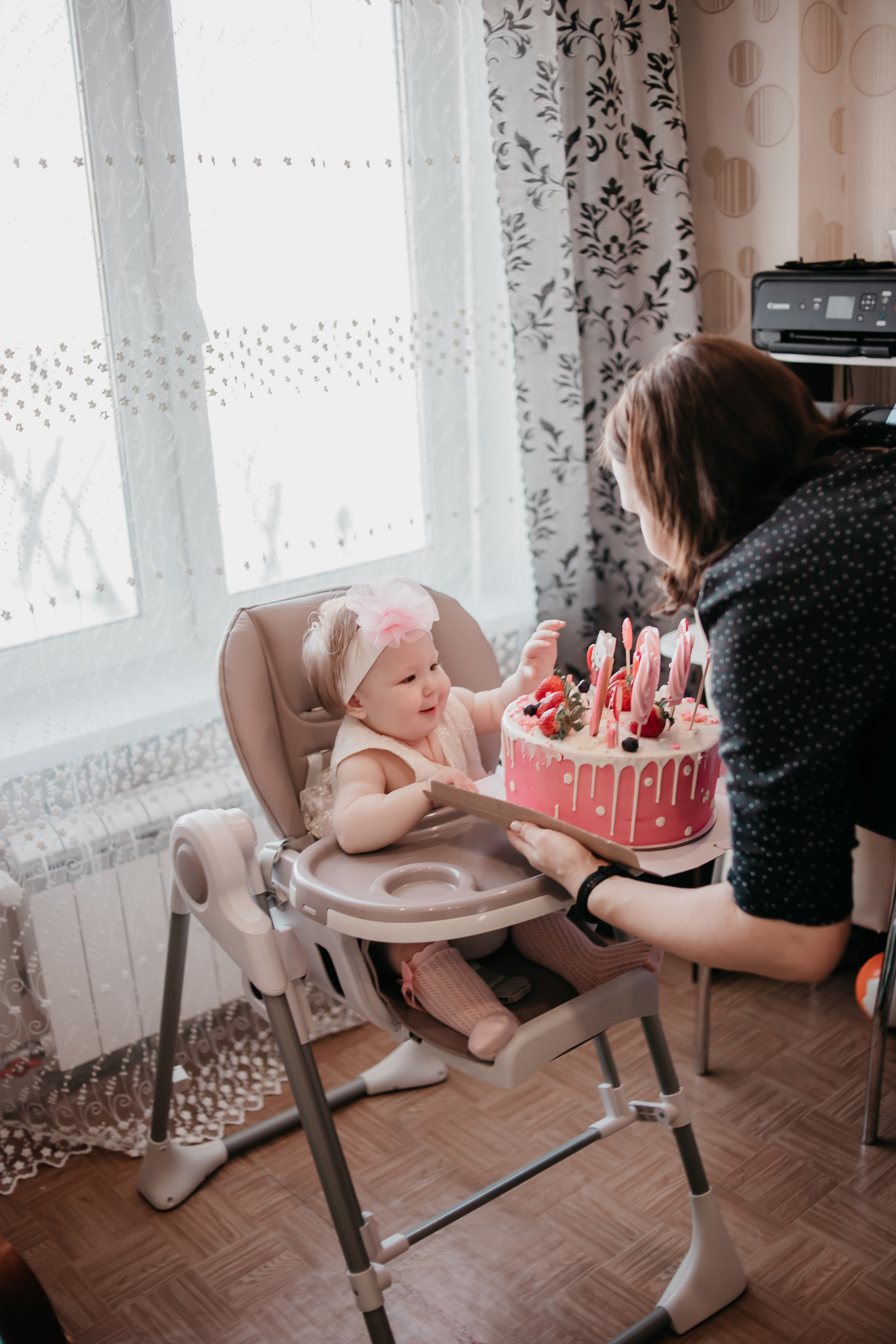 Домашняя фотосессия. День рождения Агаты. Фотограф Регина Крикунова г. Красноярск