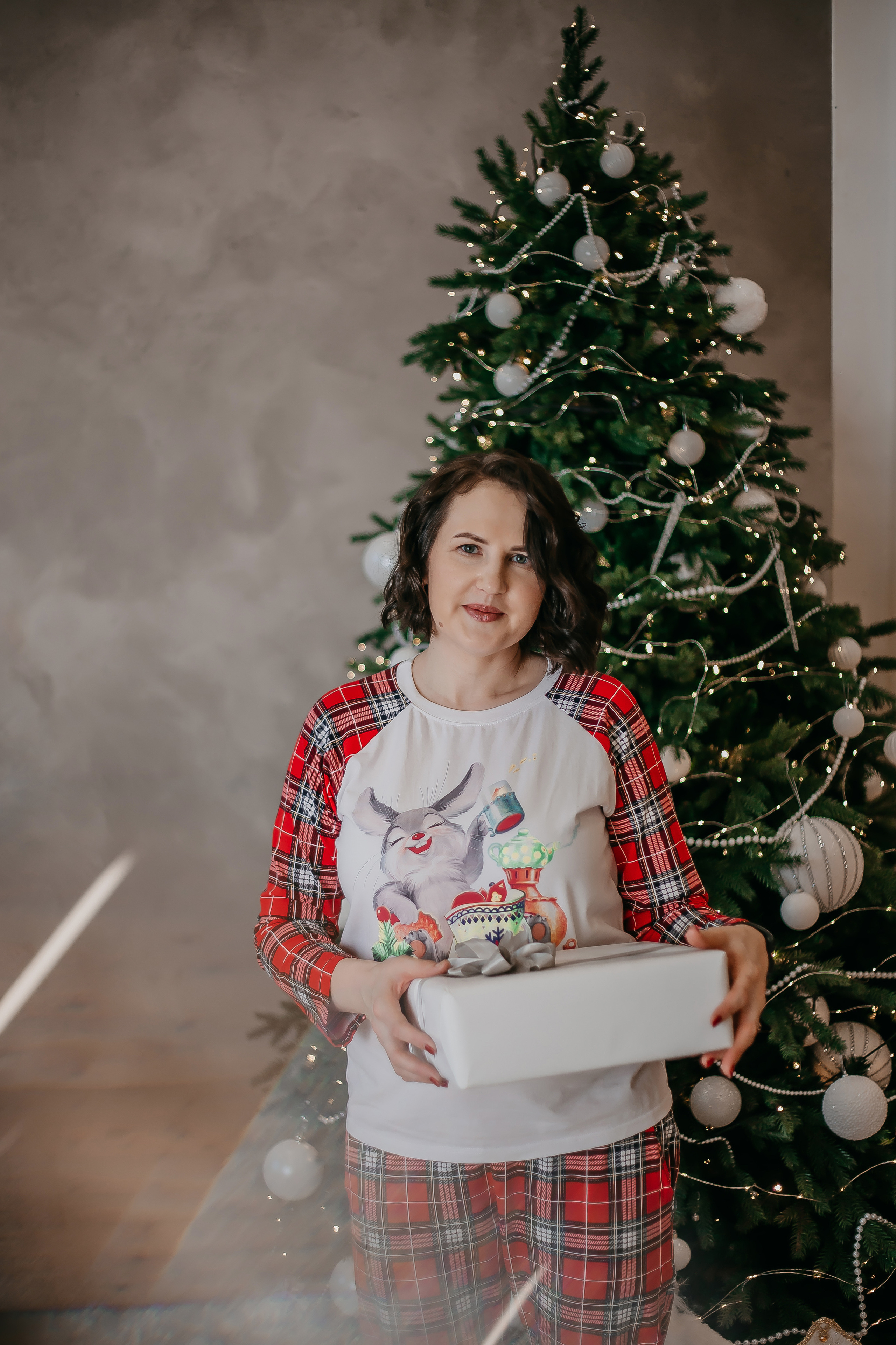 Семейная новогодняя съёмка. Иван, Евгения, Богдан, Агата. Фотограф Регина Крикунова г. Красноярск