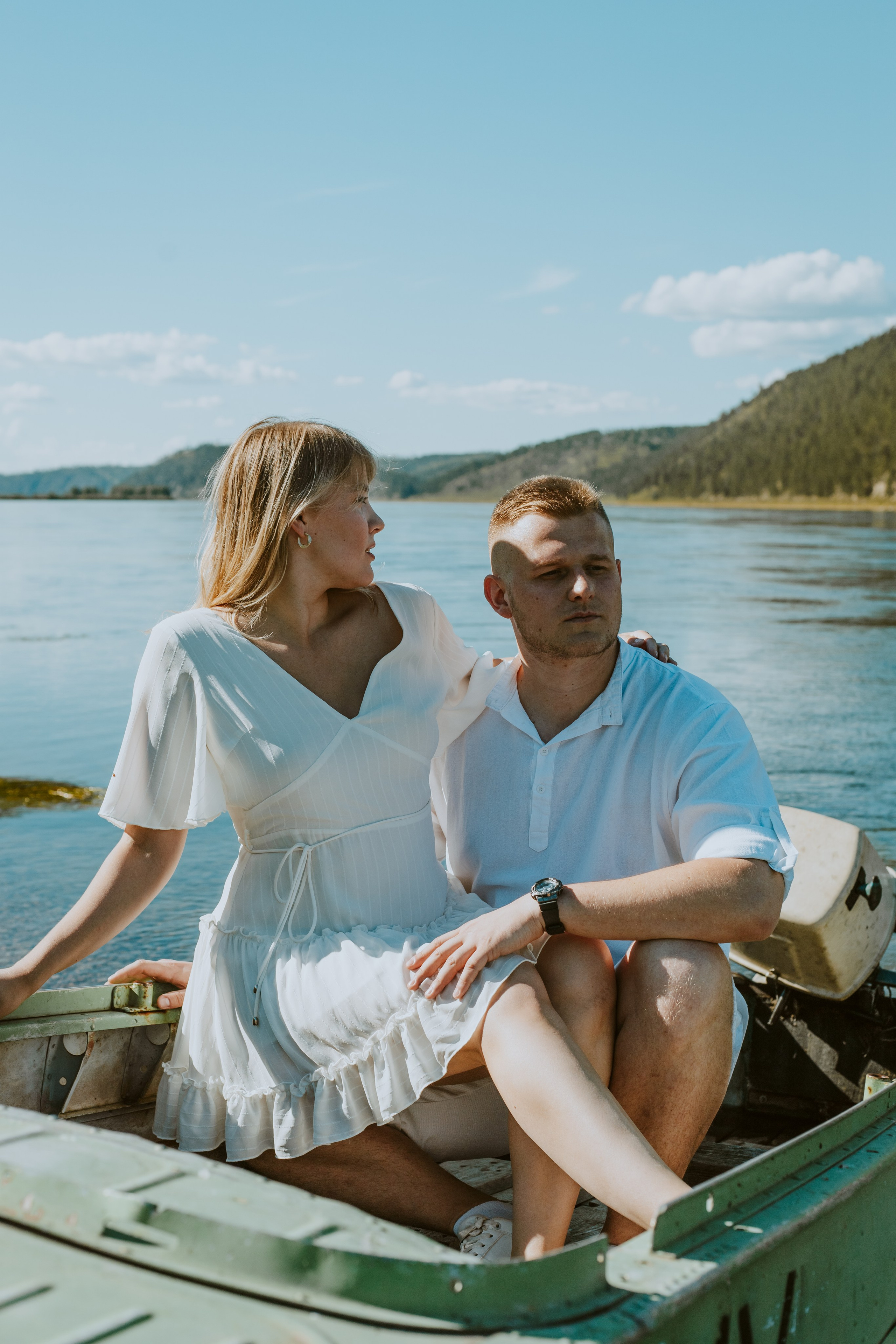 Love story на берегу в Ангарске. Фотограф Ангарск Александра Зарубина