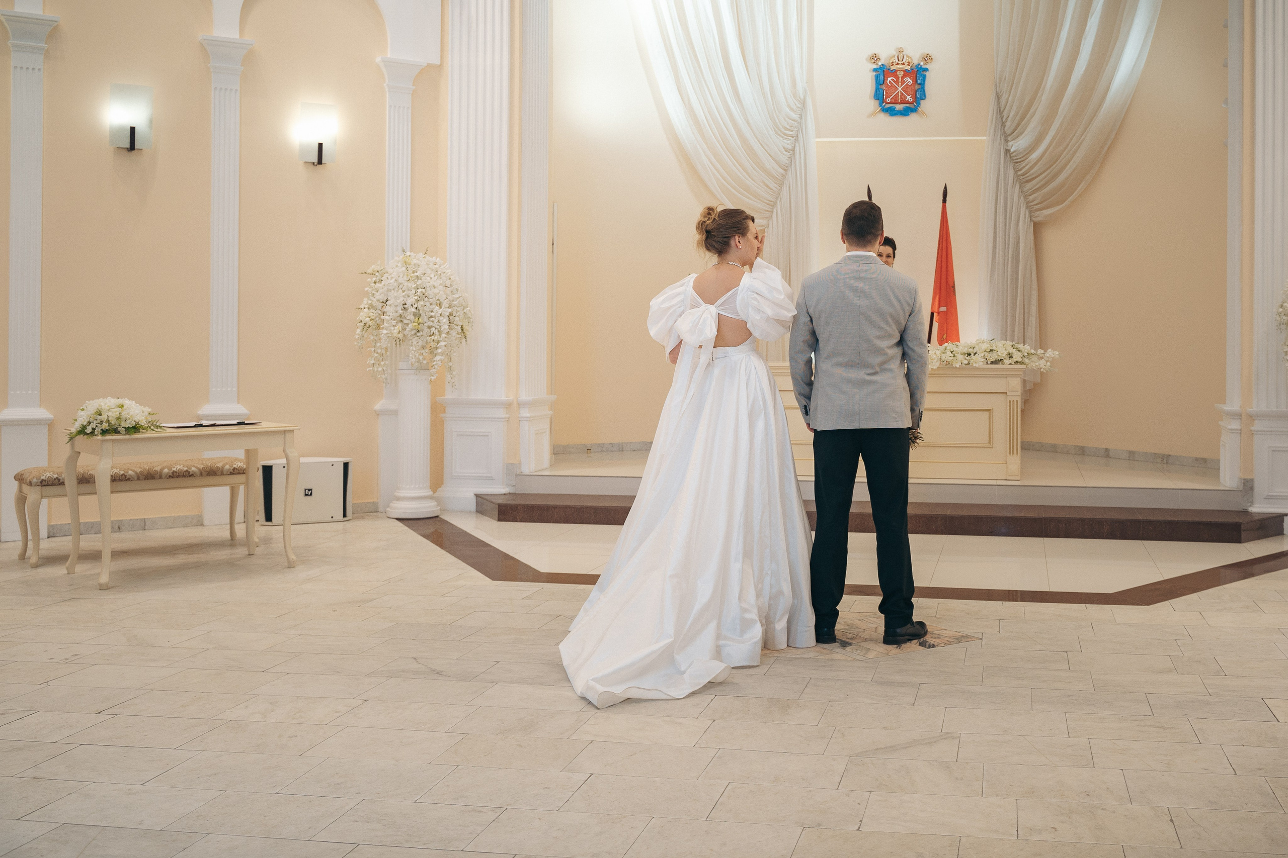 В ЗАГСе Выборгского района Санкт-Петербурга. Professional photoartist in St. Petersburg (wedding, reportage, portrait, model book, love story) Alexander Shvedov