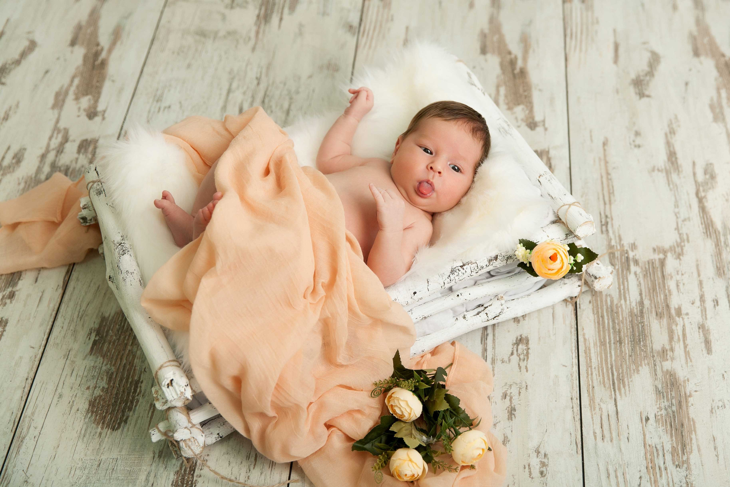 Фотоссесии для малышей, новорожденных Алматы. Фотостудия Алматы. Семейная и детская фотостудия Family studio.Фотограф Алматы