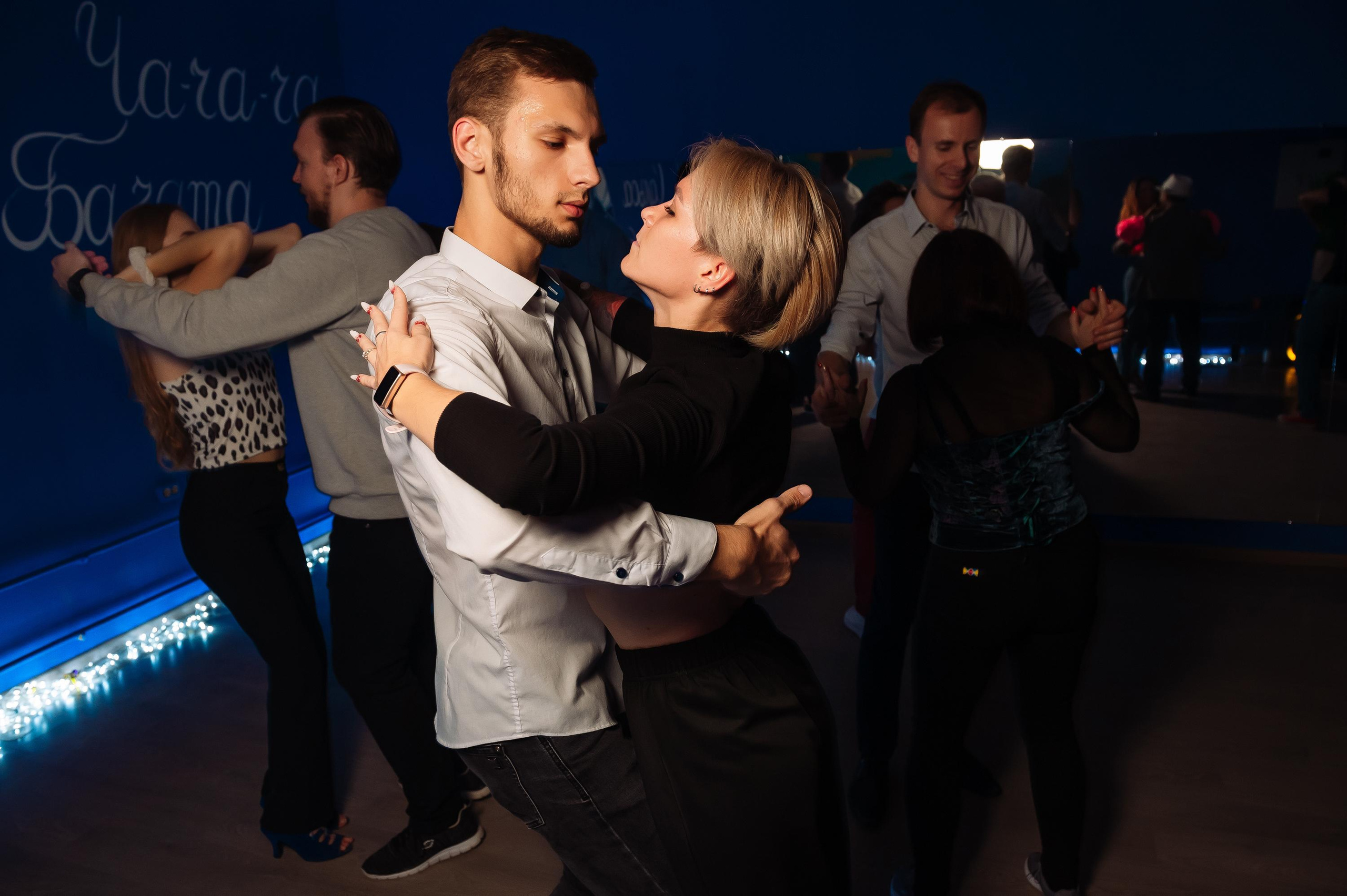 Школа социальных танцев Танцуют Все. Репортажный и свадебный фотограф в Курске Борис Захарчук