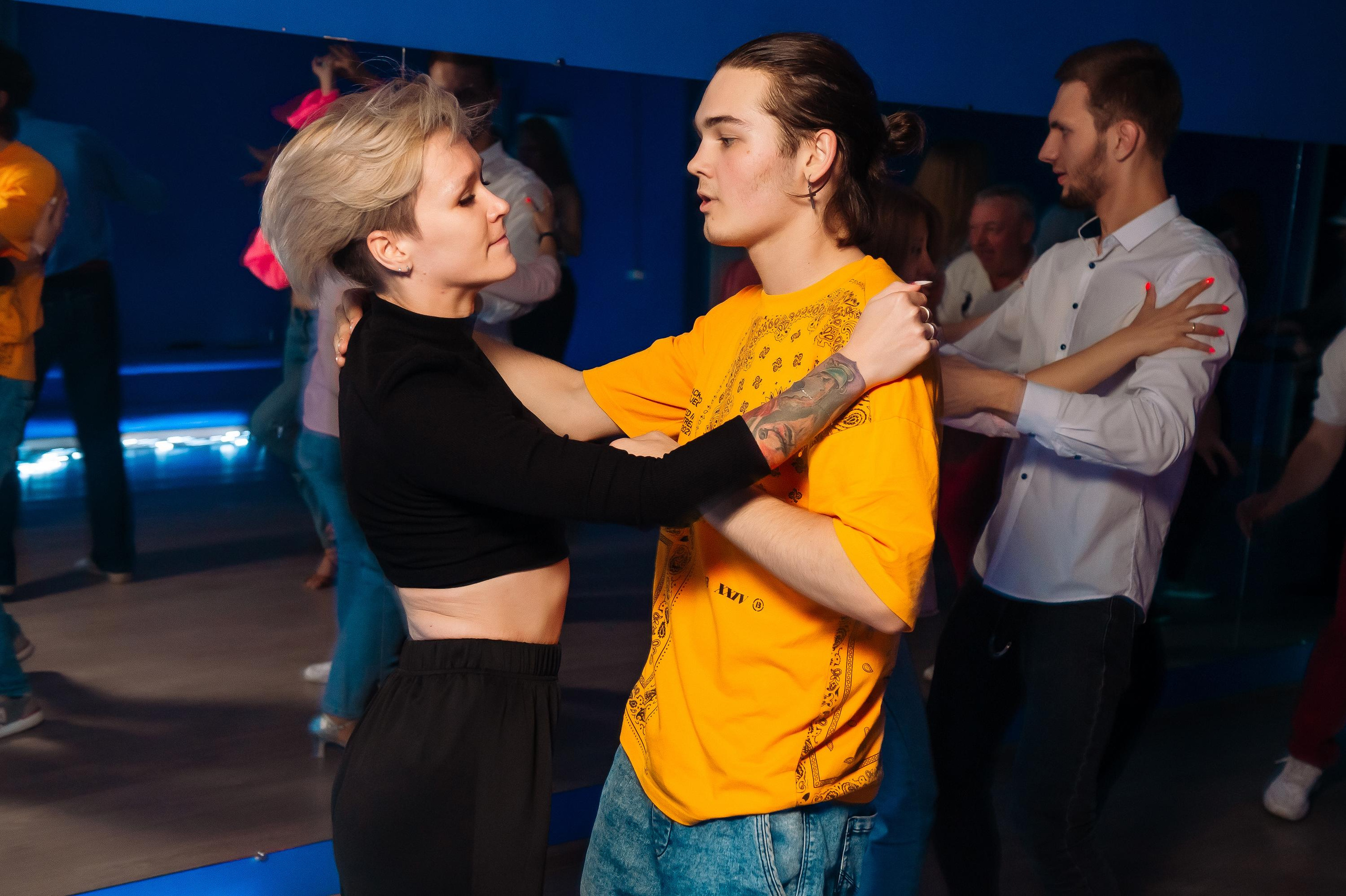 Школа социальных танцев Танцуют Все. Репортажный и свадебный фотограф в Курске Борис Захарчук