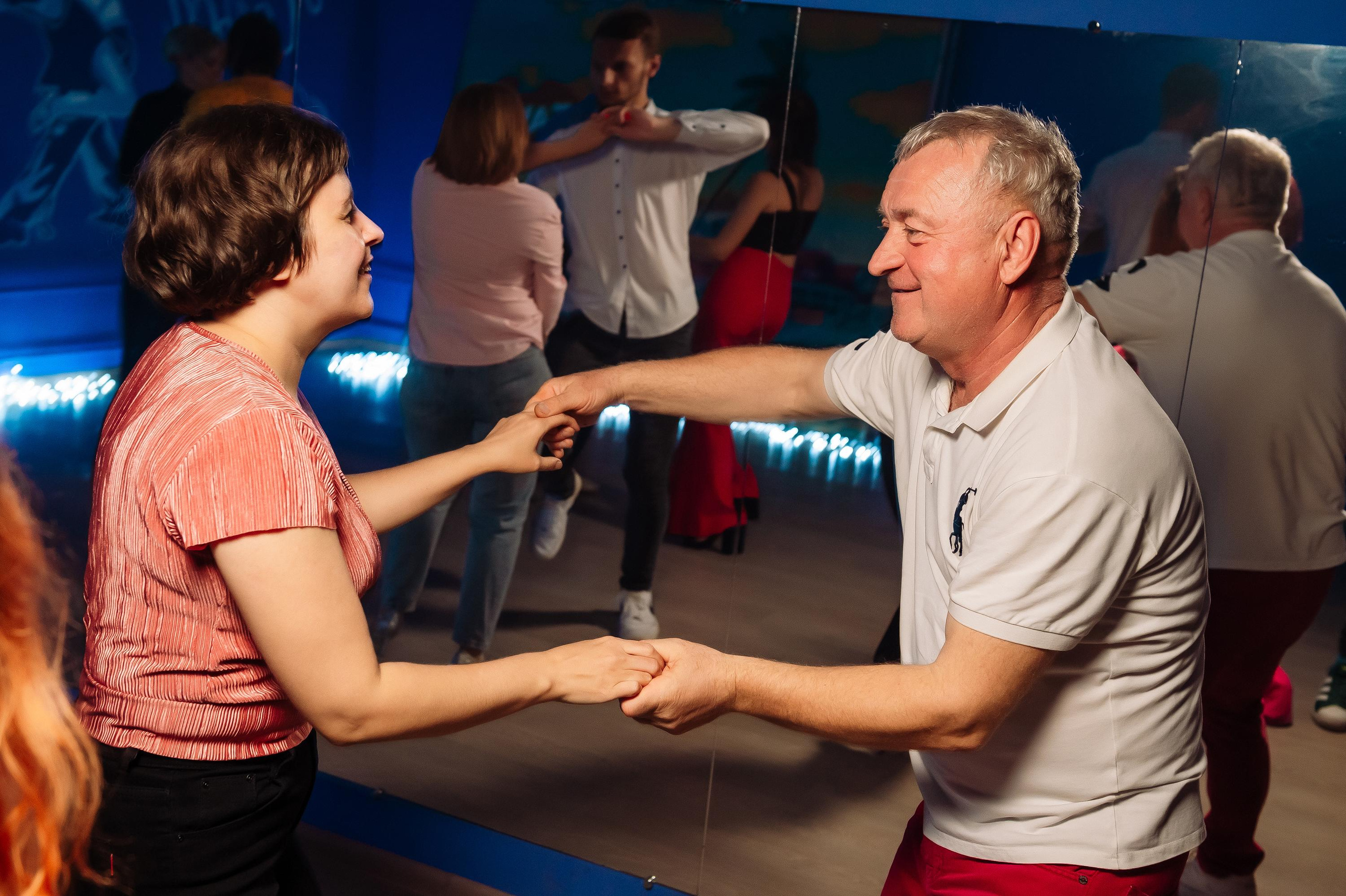 Школа социальных танцев Танцуют Все. Репортажный и свадебный фотограф в Курске Борис Захарчук