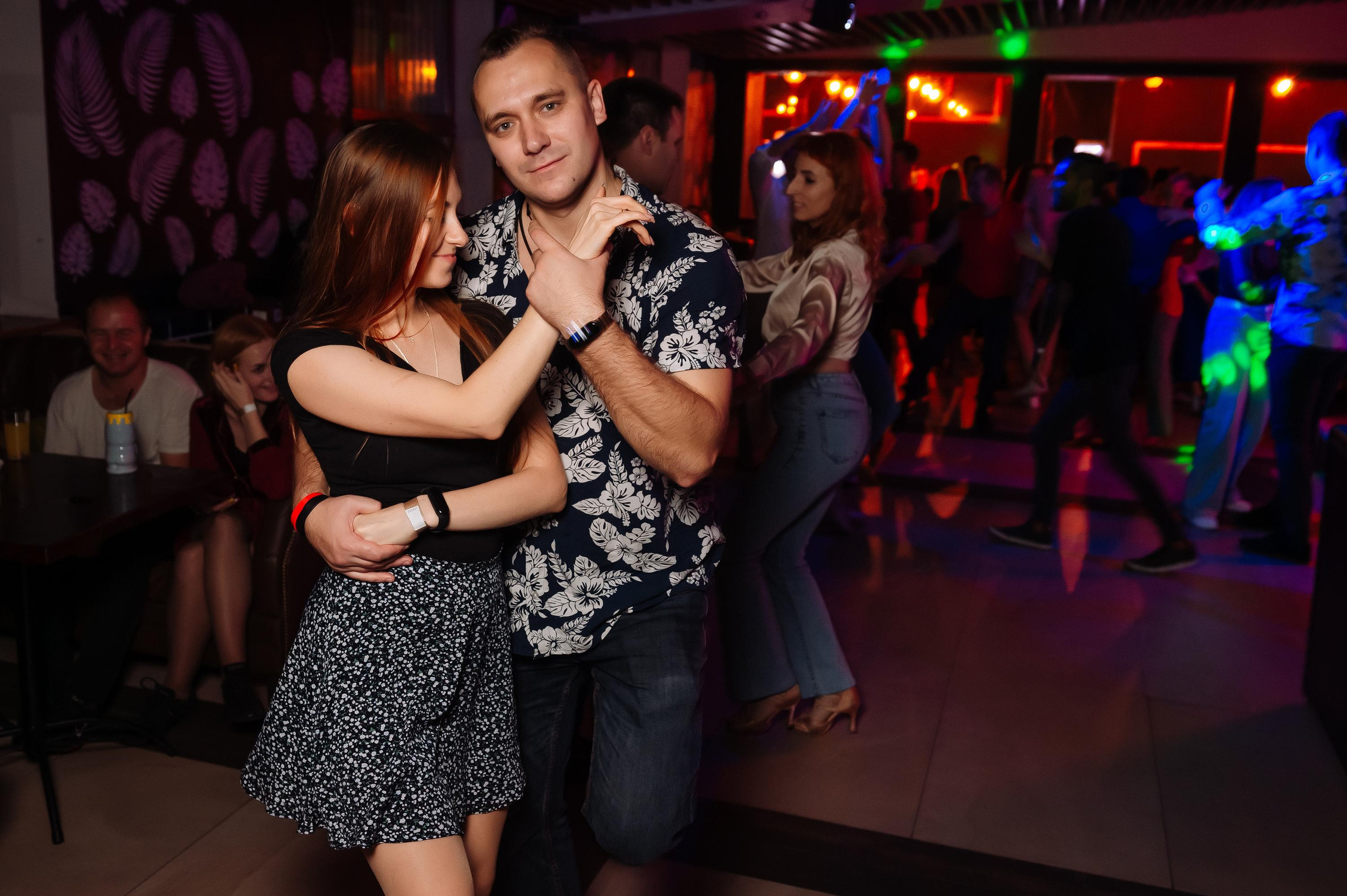 Школа социальных танцев Casa Latina. Репортажный и свадебный фотограф в Курске Борис Захарчук