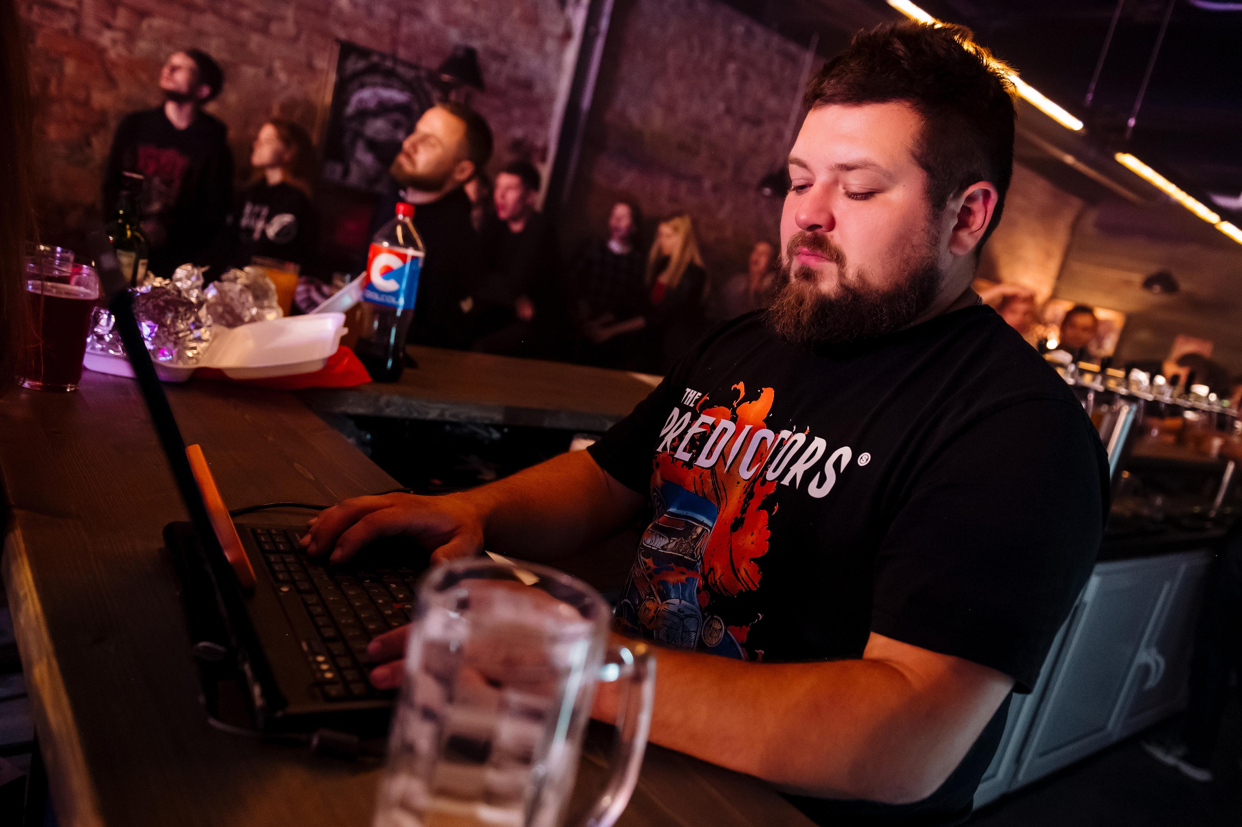 Milestone — Live in The Local Pub. Репортажный и свадебный фотограф в Курске Борис Захарчук