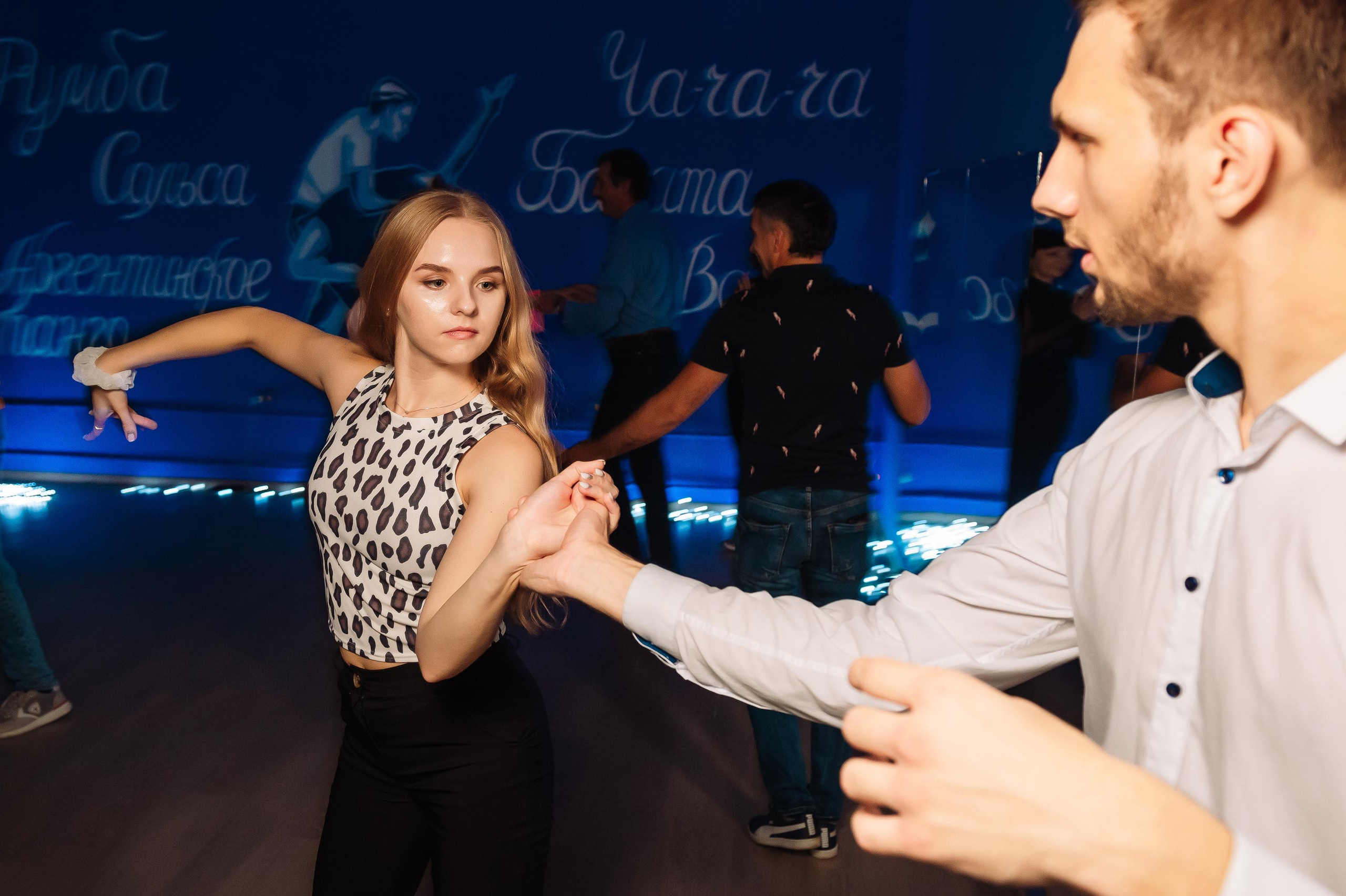 Школа социальных танцев Танцуют Все. Репортажный и свадебный фотограф в Курске Борис Захарчук