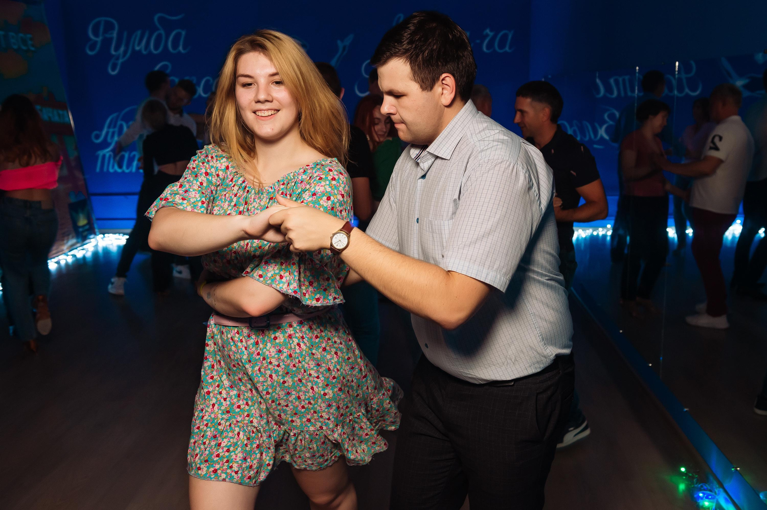 Школа социальных танцев Танцуют Все. Репортажный и свадебный фотограф в Курске Борис Захарчук