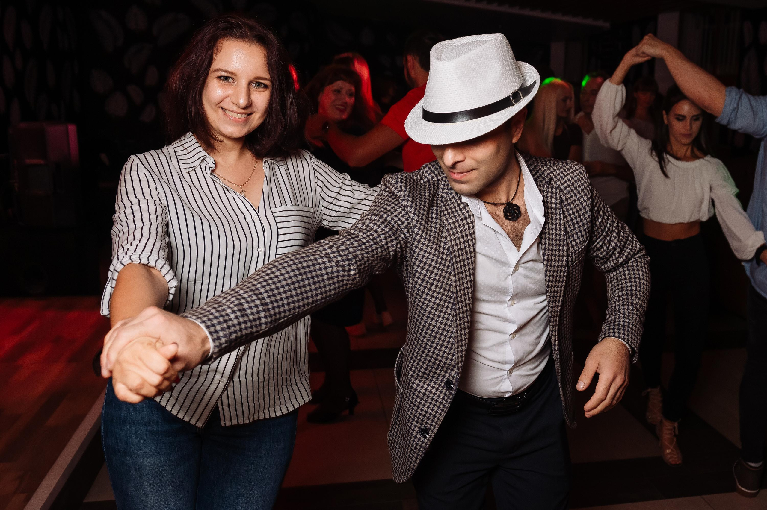 Школа социальных танцев Casa Latina. Репортажный и свадебный фотограф в Курске Борис Захарчук