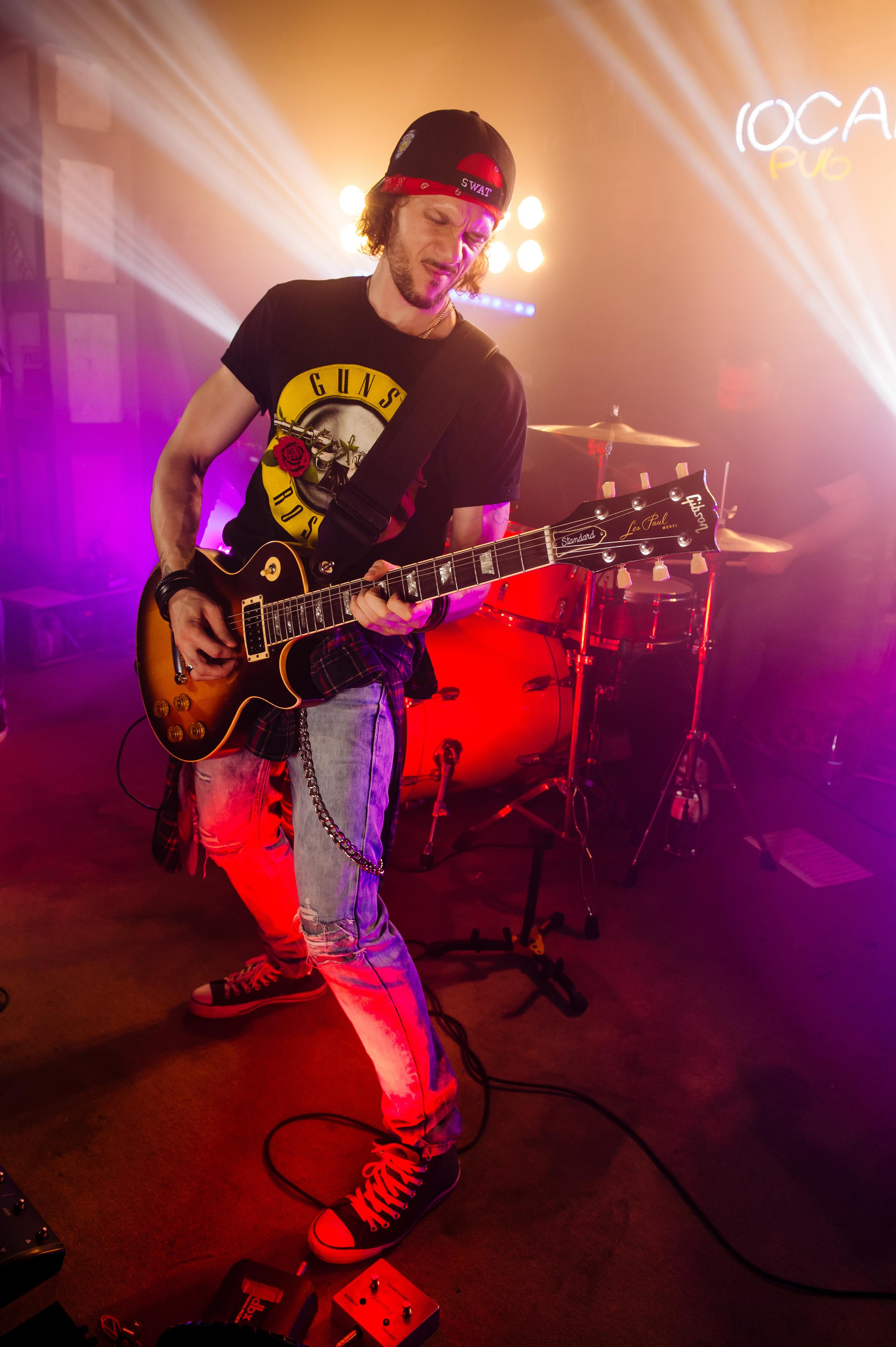 Milestone — Live in The Local Pub. Репортажный и свадебный фотограф в Курске Борис Захарчук