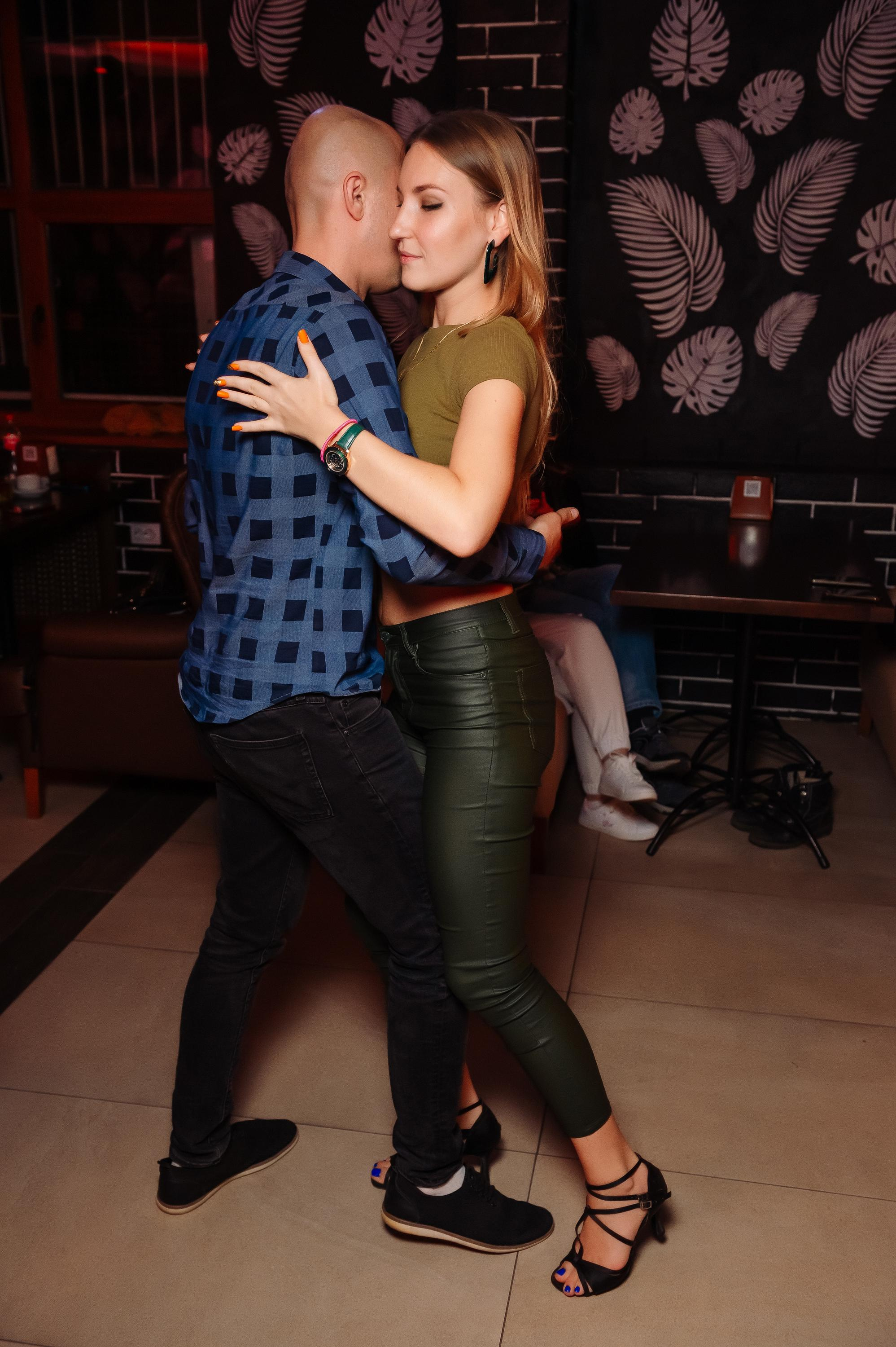 Школа социальных танцев Casa Latina. Репортажный и свадебный фотограф в Курске Борис Захарчук