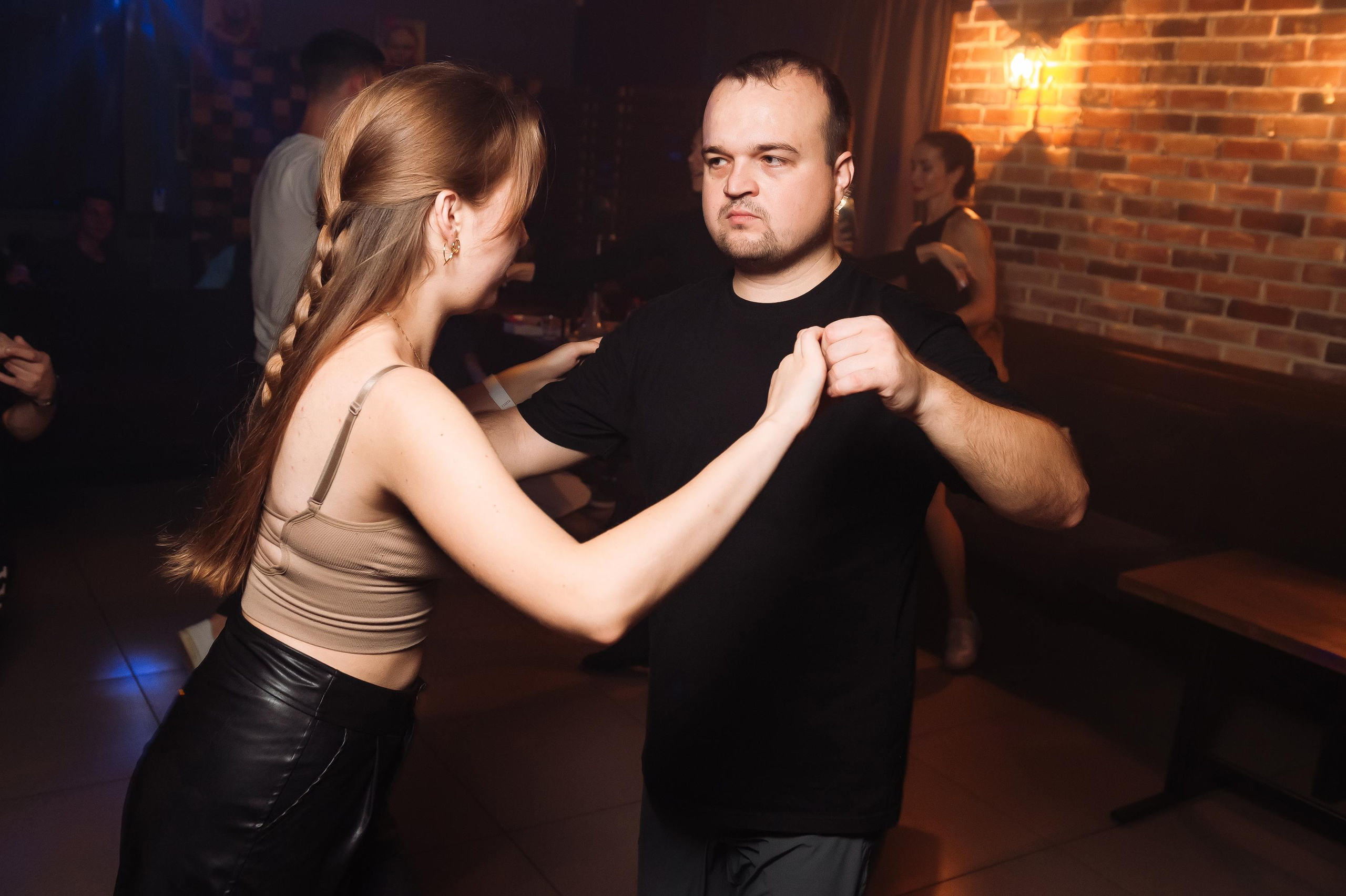 Школа социальных танцев In Dance. Репортажный и свадебный фотограф в Курске Борис Захарчук