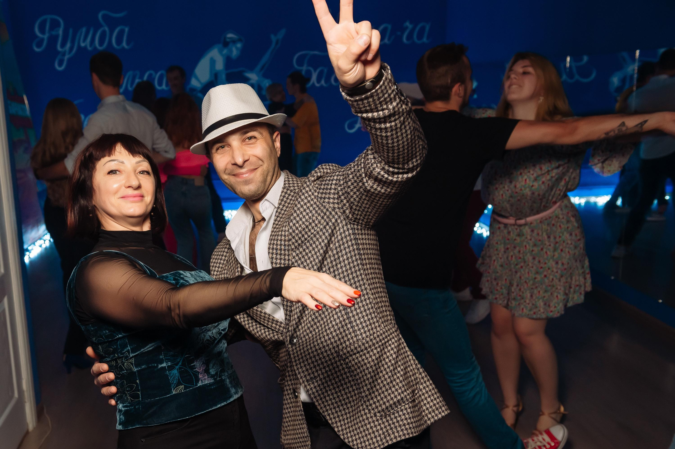Школа социальных танцев Танцуют Все. Репортажный и свадебный фотограф в Курске Борис Захарчук
