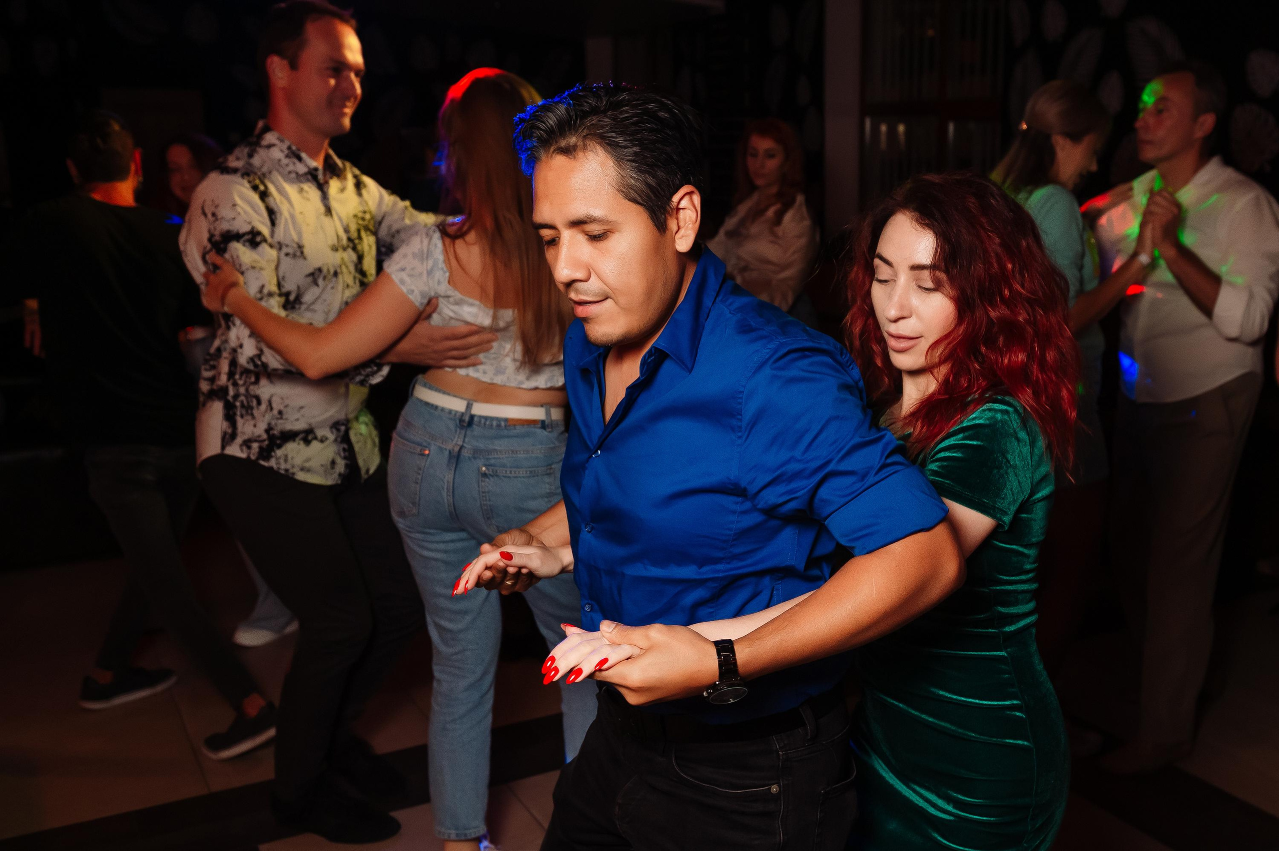 Школа социальных танцев Casa Latina. Репортажный и свадебный фотограф в Курске Борис Захарчук