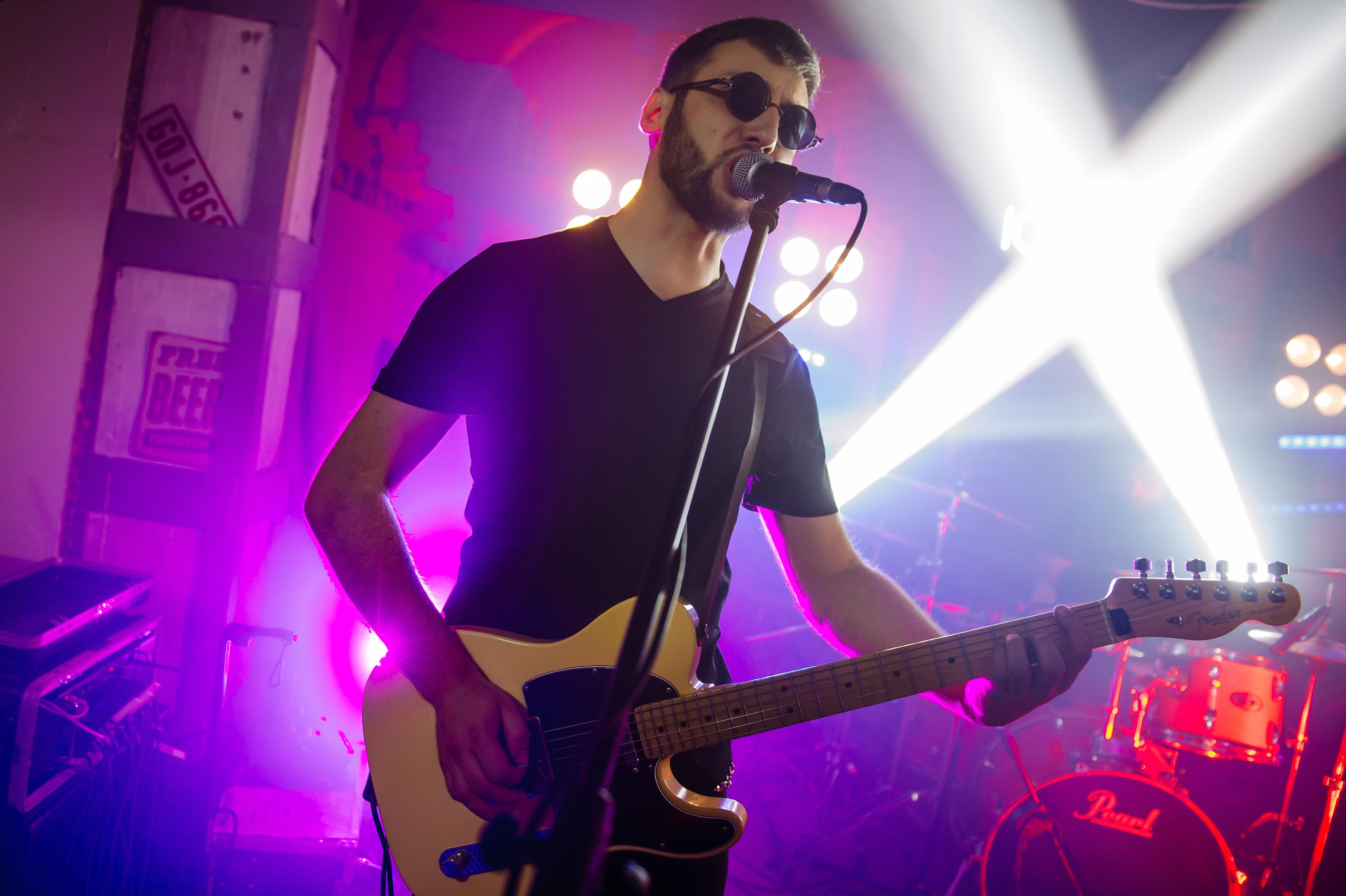 Milestone — Live in The Local Pub. Репортажный и свадебный фотограф в Курске Борис Захарчук