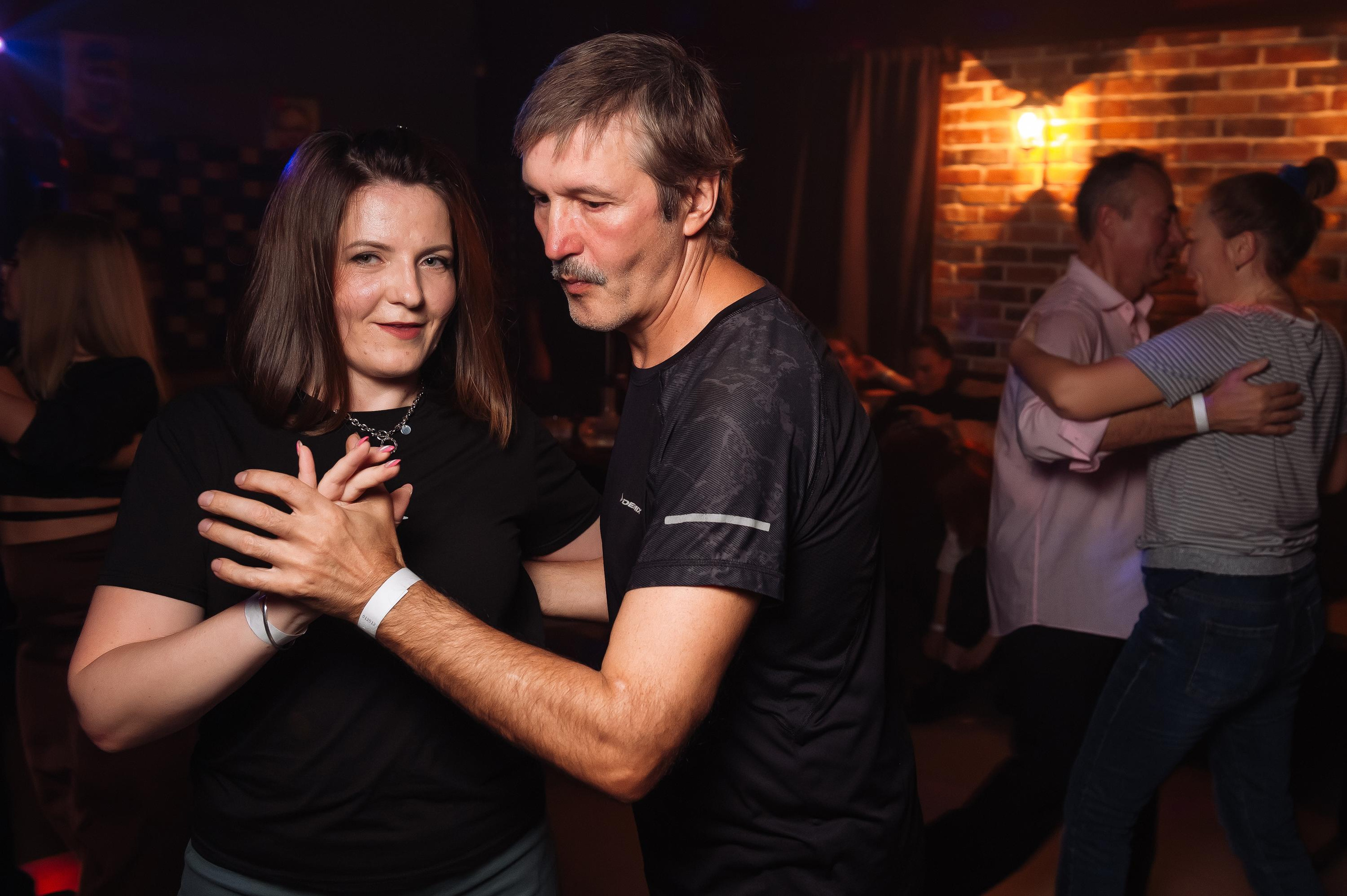 Школа социальных танцев In Dance. Репортажный и свадебный фотограф в Курске Борис Захарчук