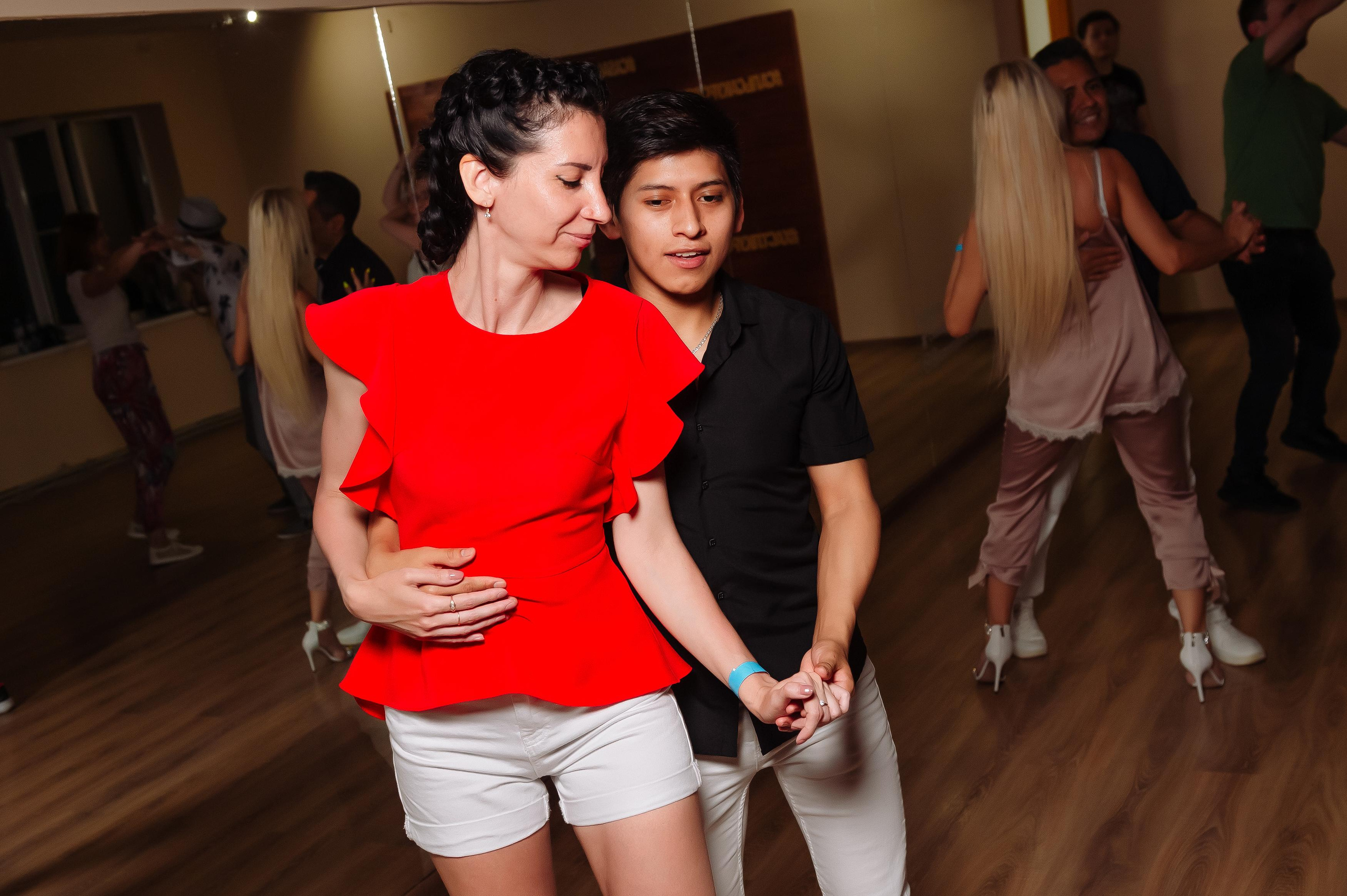 Casa Latina. Репортажный и свадебный фотограф в Курске Борис Захарчук