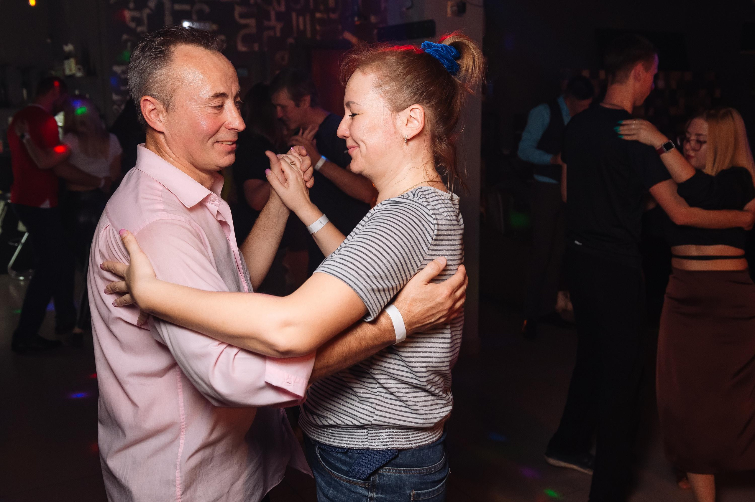 Школа социальных танцев In Dance. Репортажный и свадебный фотограф в Курске Борис Захарчук