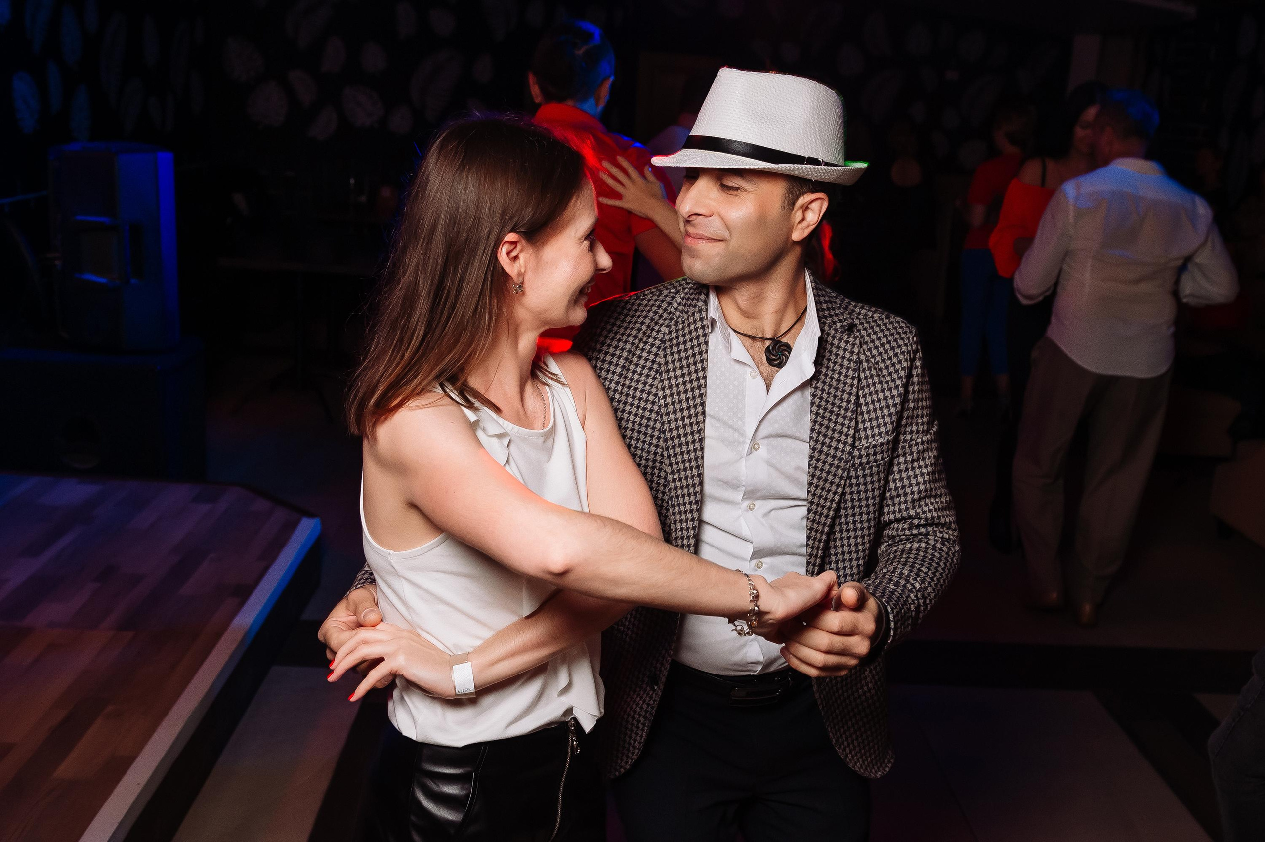 Школа социальных танцев Casa Latina. Репортажный и свадебный фотограф в Курске Борис Захарчук