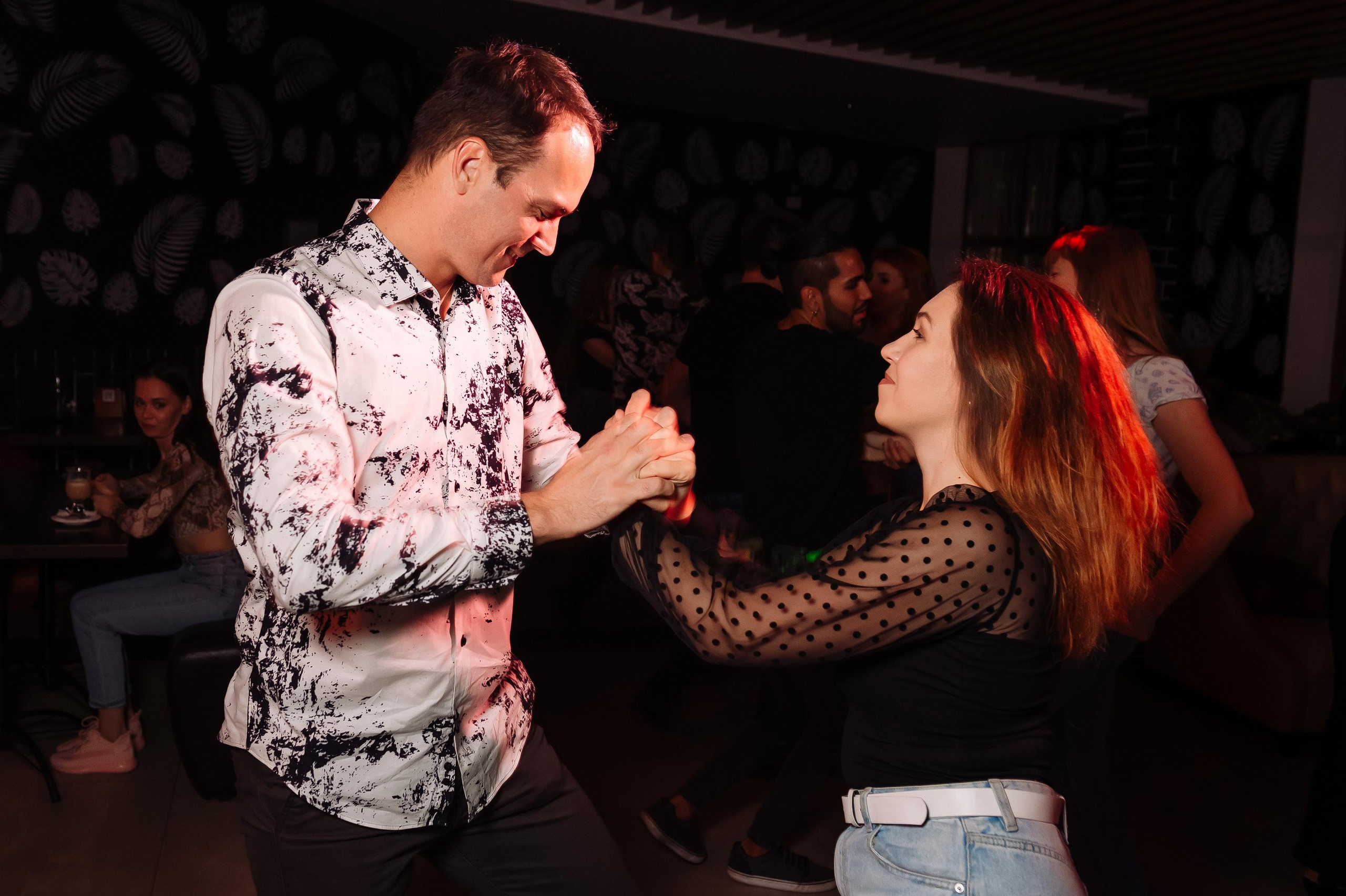 Школа социальных танцев Casa Latina. Репортажный и свадебный фотограф в Курске Борис Захарчук