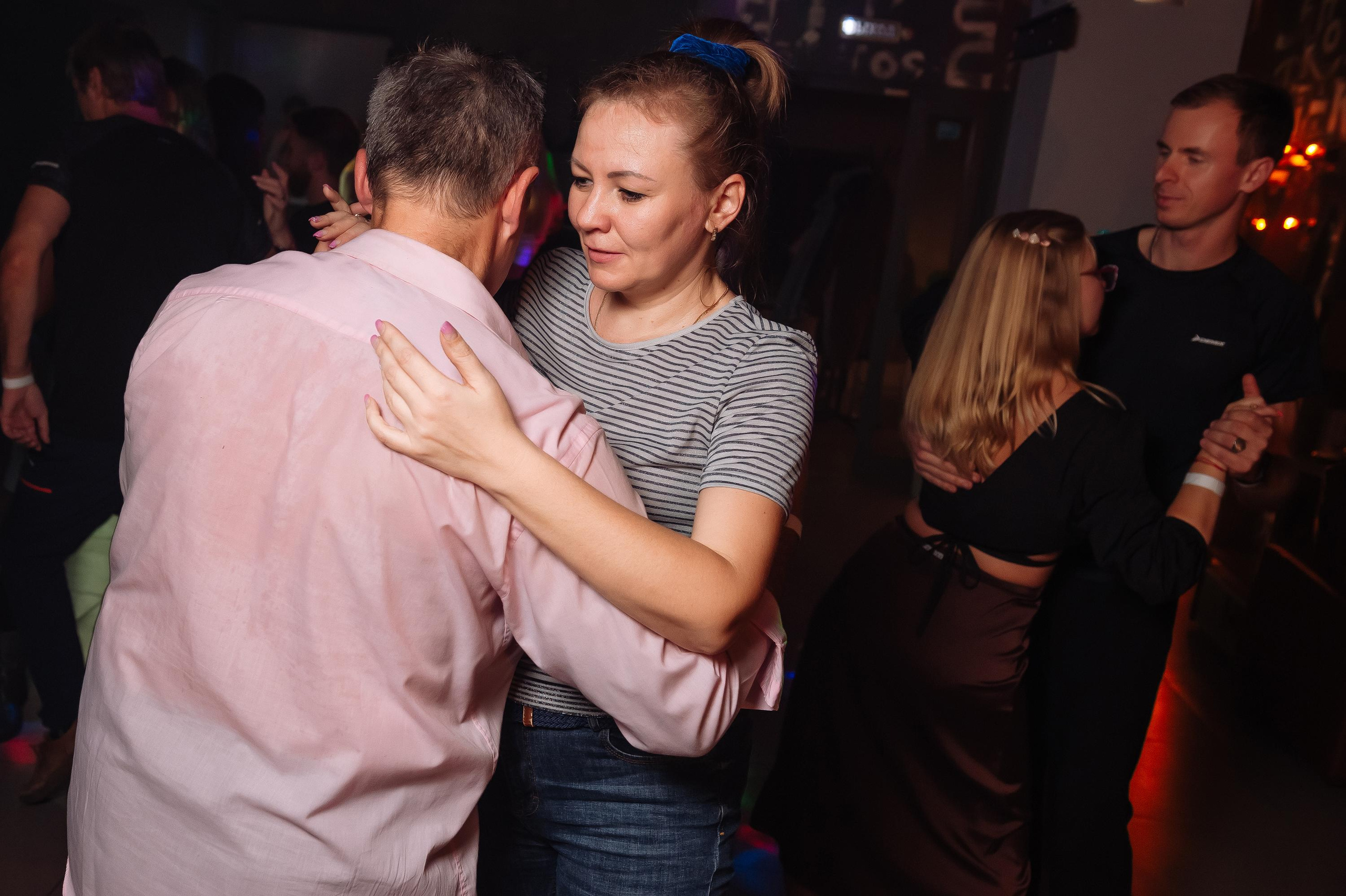 Школа социальных танцев In Dance. Репортажный и свадебный фотограф в Курске Борис Захарчук