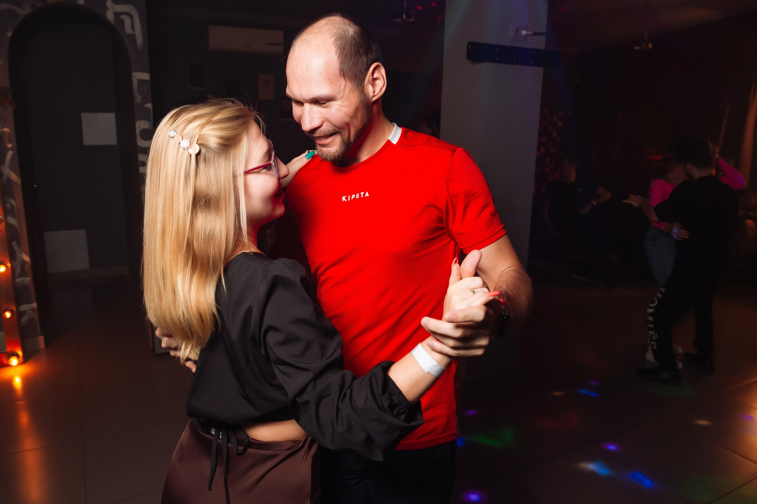 Школа социальных танцев In Dance. Репортажный и свадебный фотограф в Курске Борис Захарчук