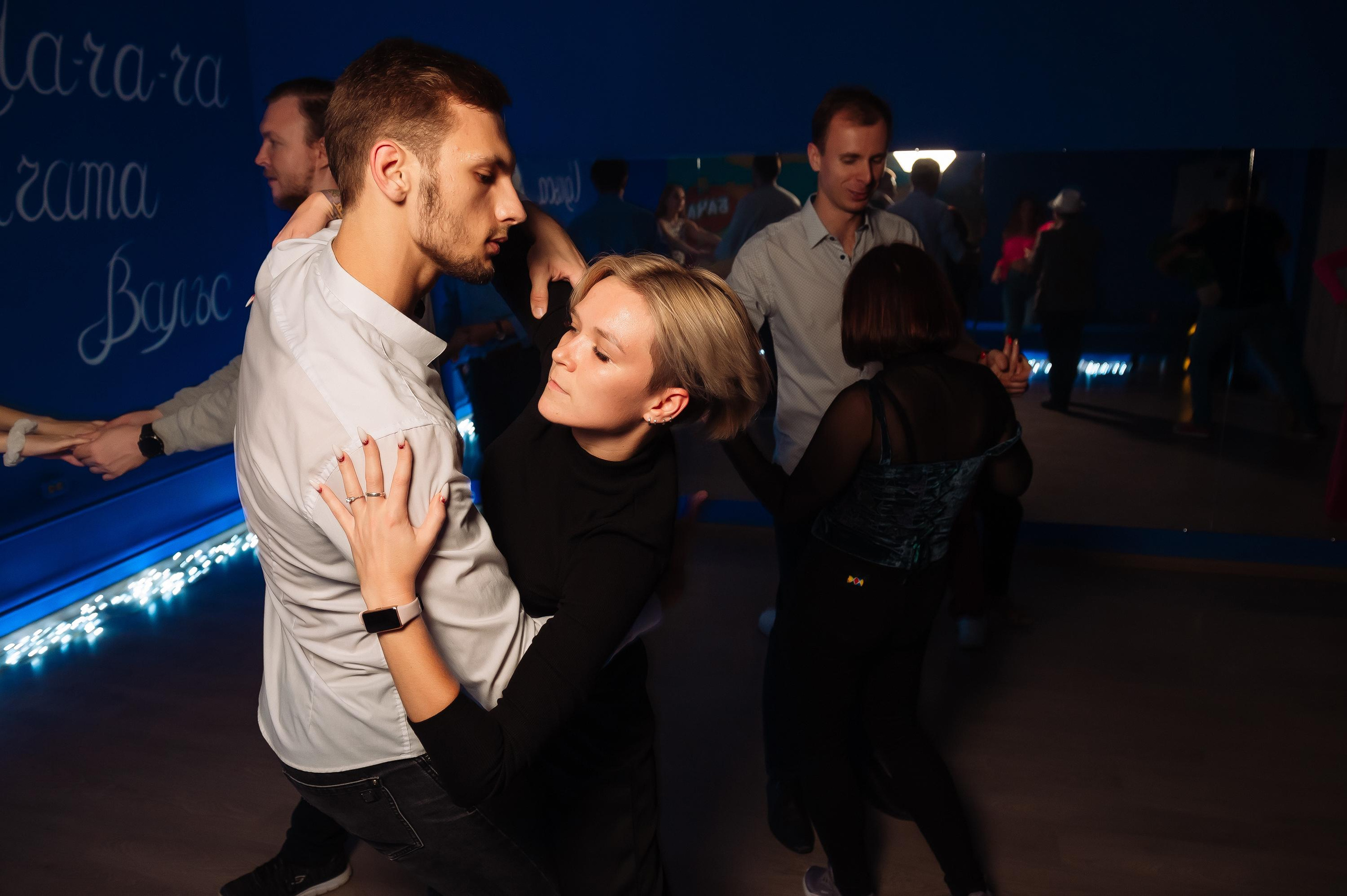 Школа социальных танцев Танцуют Все. Репортажный и свадебный фотограф в Курске Борис Захарчук