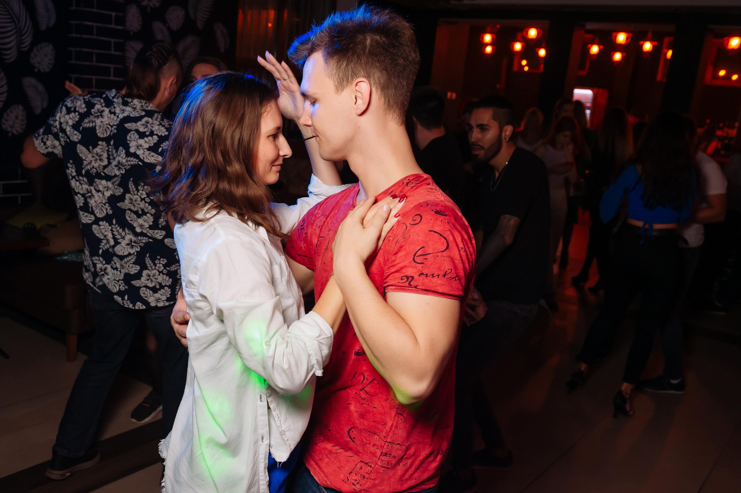 Школа социальных танцев Casa Latina. Репортажный и свадебный фотограф в Курске Борис Захарчук