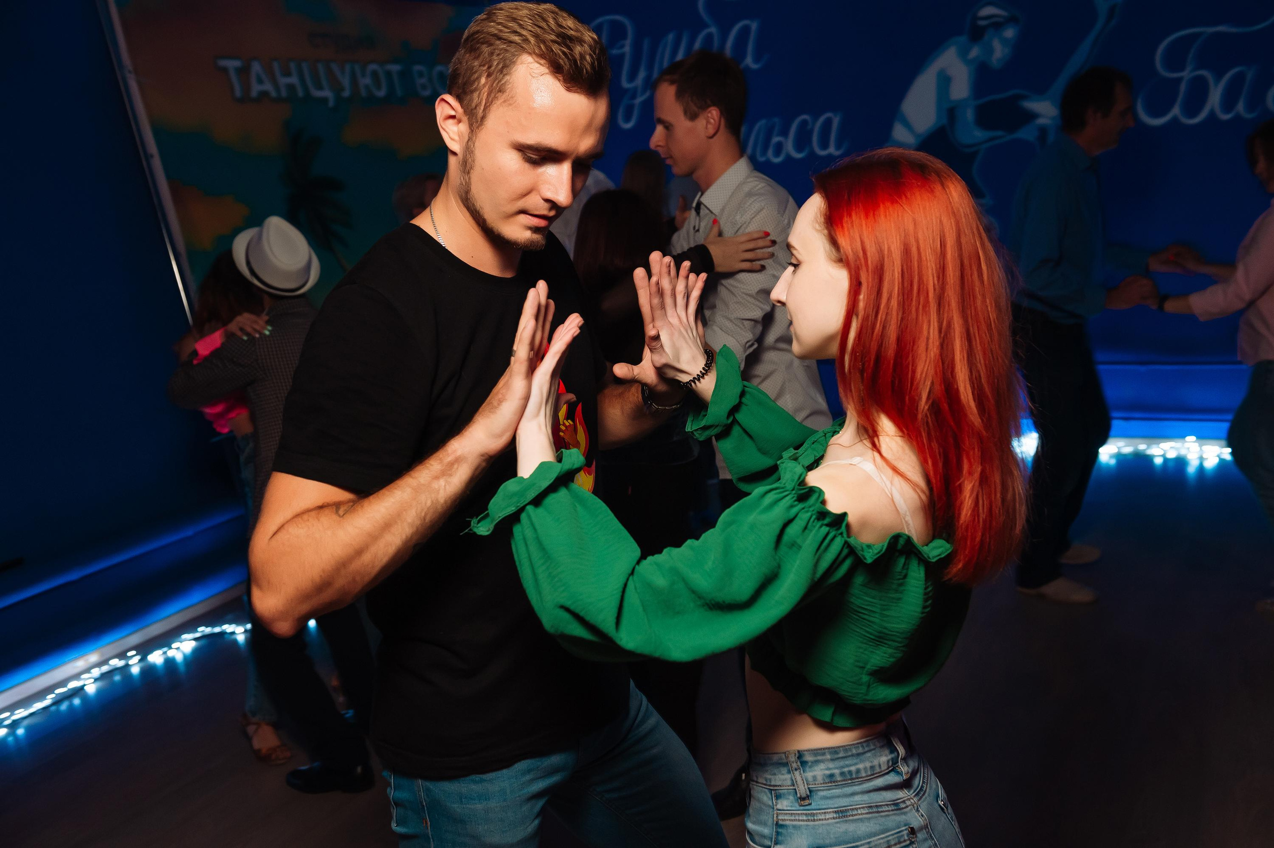 Школа социальных танцев Танцуют Все. Репортажный и свадебный фотограф в Курске Борис Захарчук