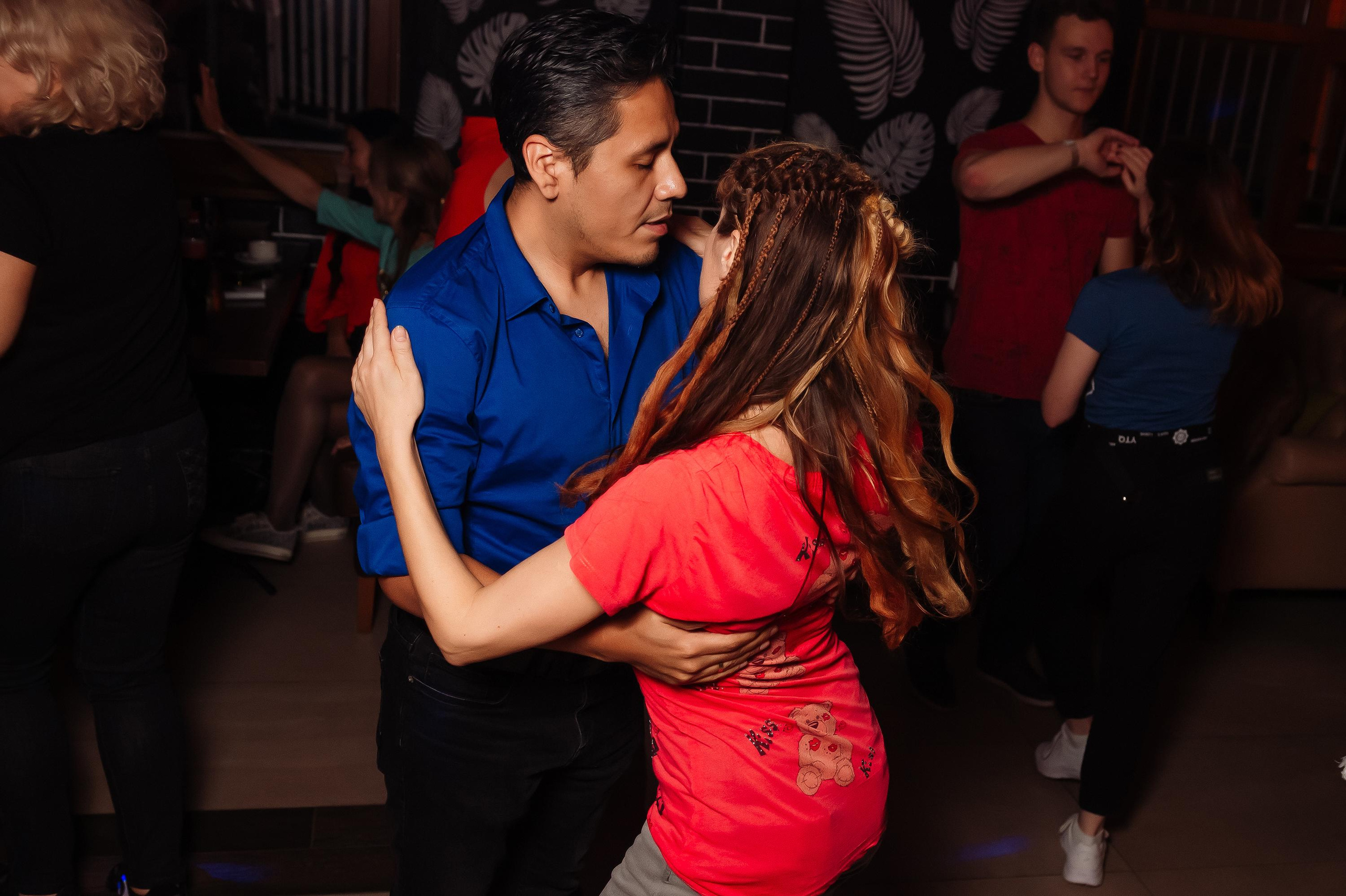 Школа социальных танцев Casa Latina. Репортажный и свадебный фотограф в Курске Борис Захарчук