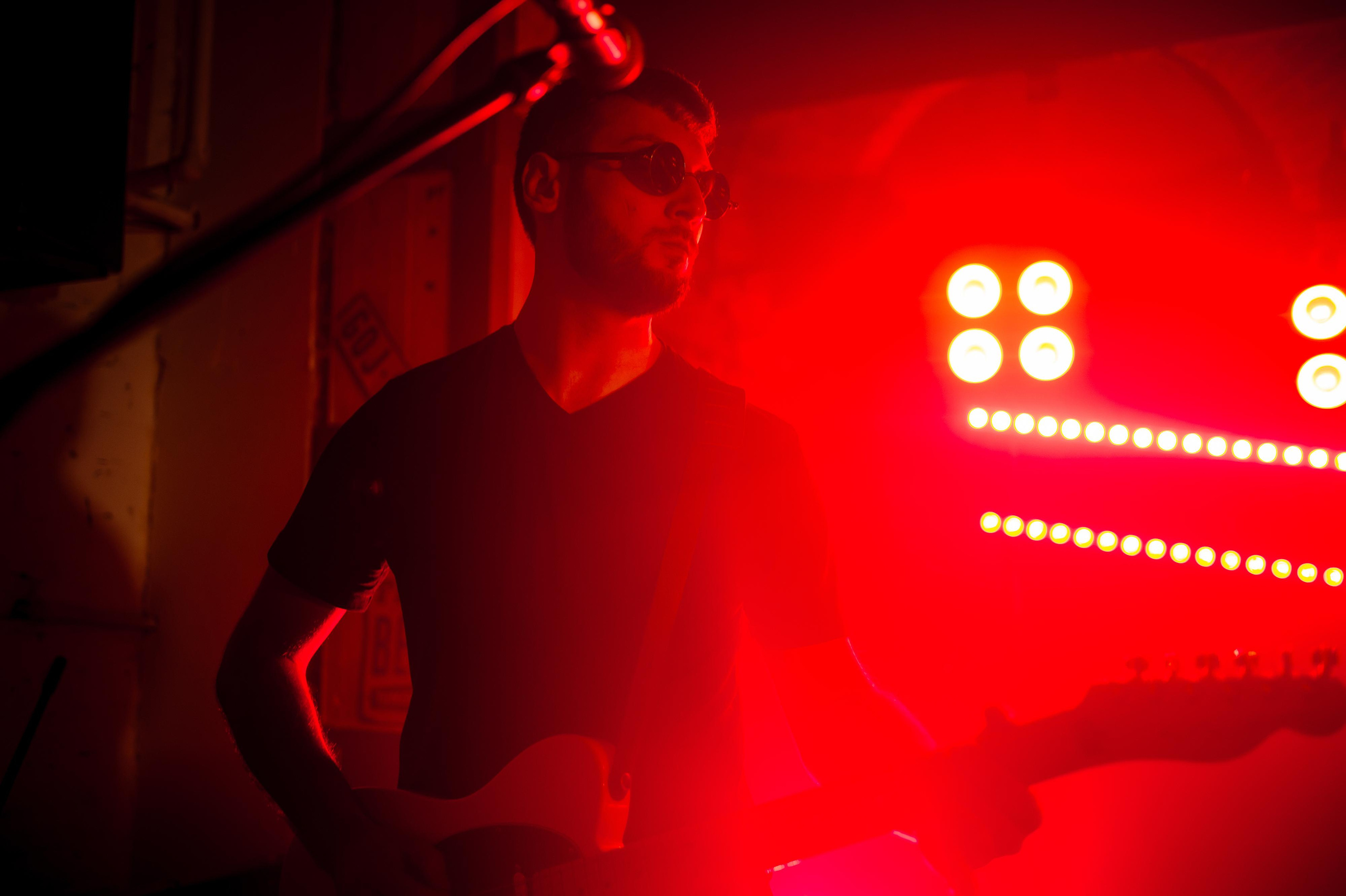 Milestone — Live in The Local Pub. Репортажный и свадебный фотограф в Курске Борис Захарчук