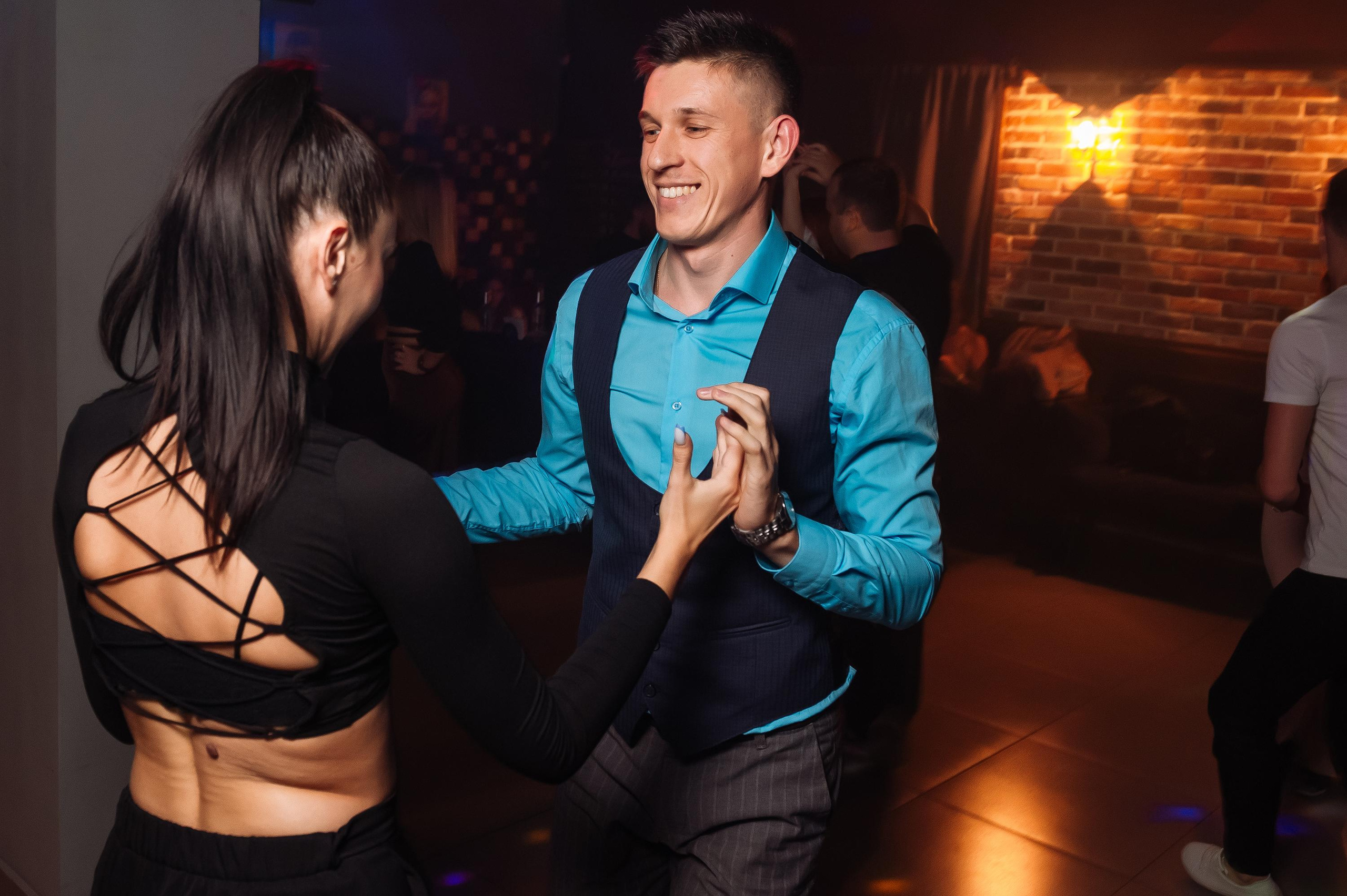 Школа социальных танцев In Dance. Репортажный и свадебный фотограф в Курске Борис Захарчук