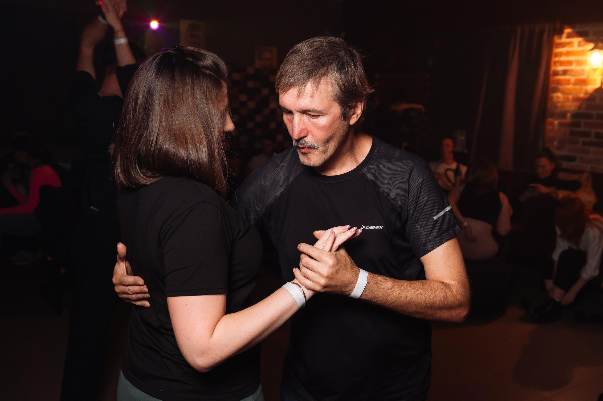 Школа социальных танцев In Dance. Репортажный и свадебный фотограф в Курске Борис Захарчук