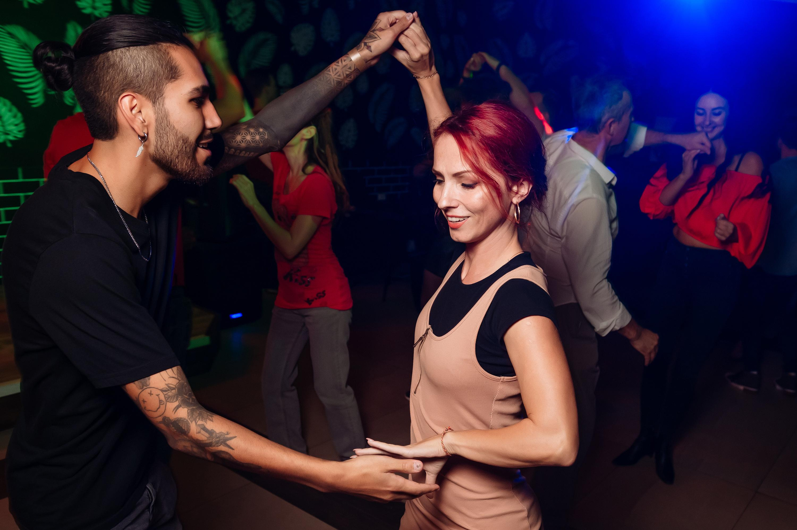 Школа социальных танцев Casa Latina. Репортажный и свадебный фотограф в Курске Борис Захарчук