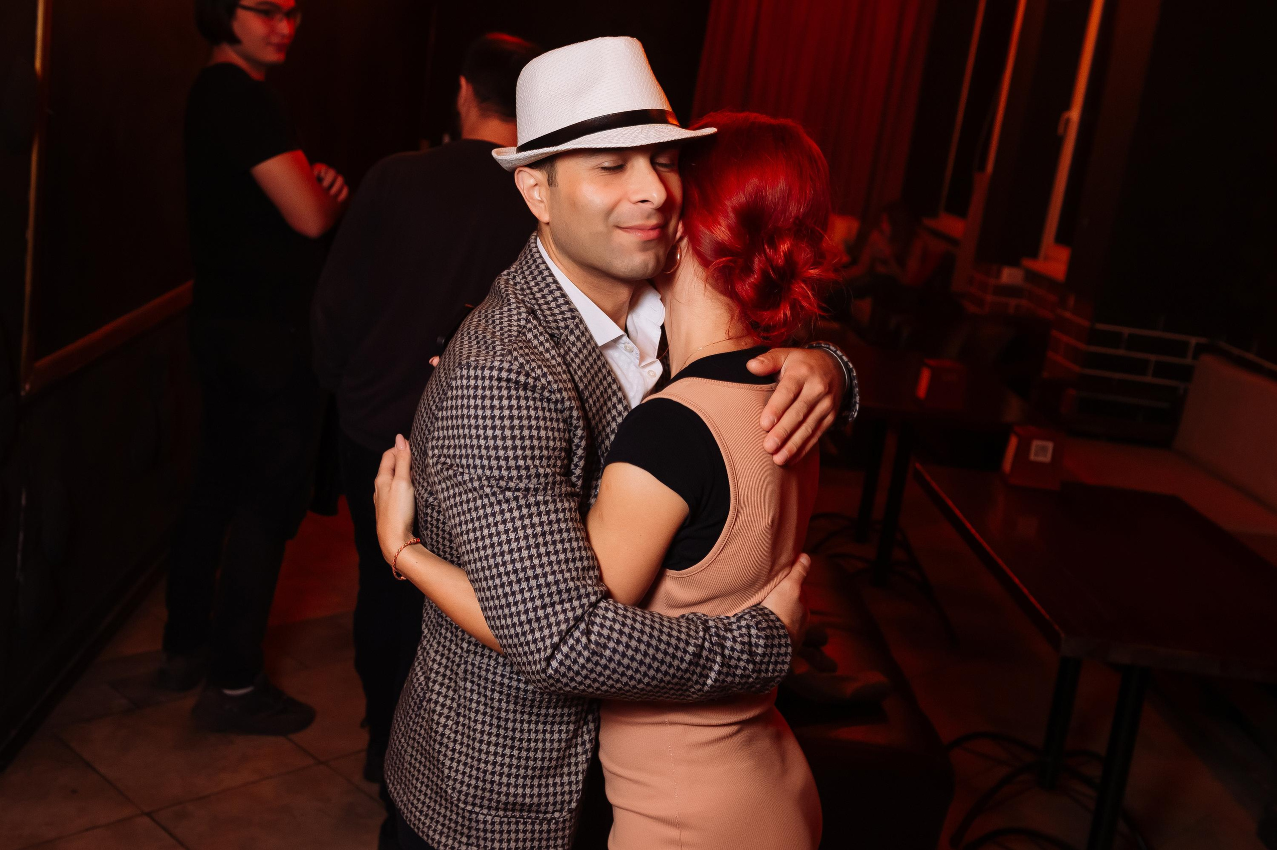 Школа социальных танцев Casa Latina. Репортажный и свадебный фотограф в Курске Борис Захарчук
