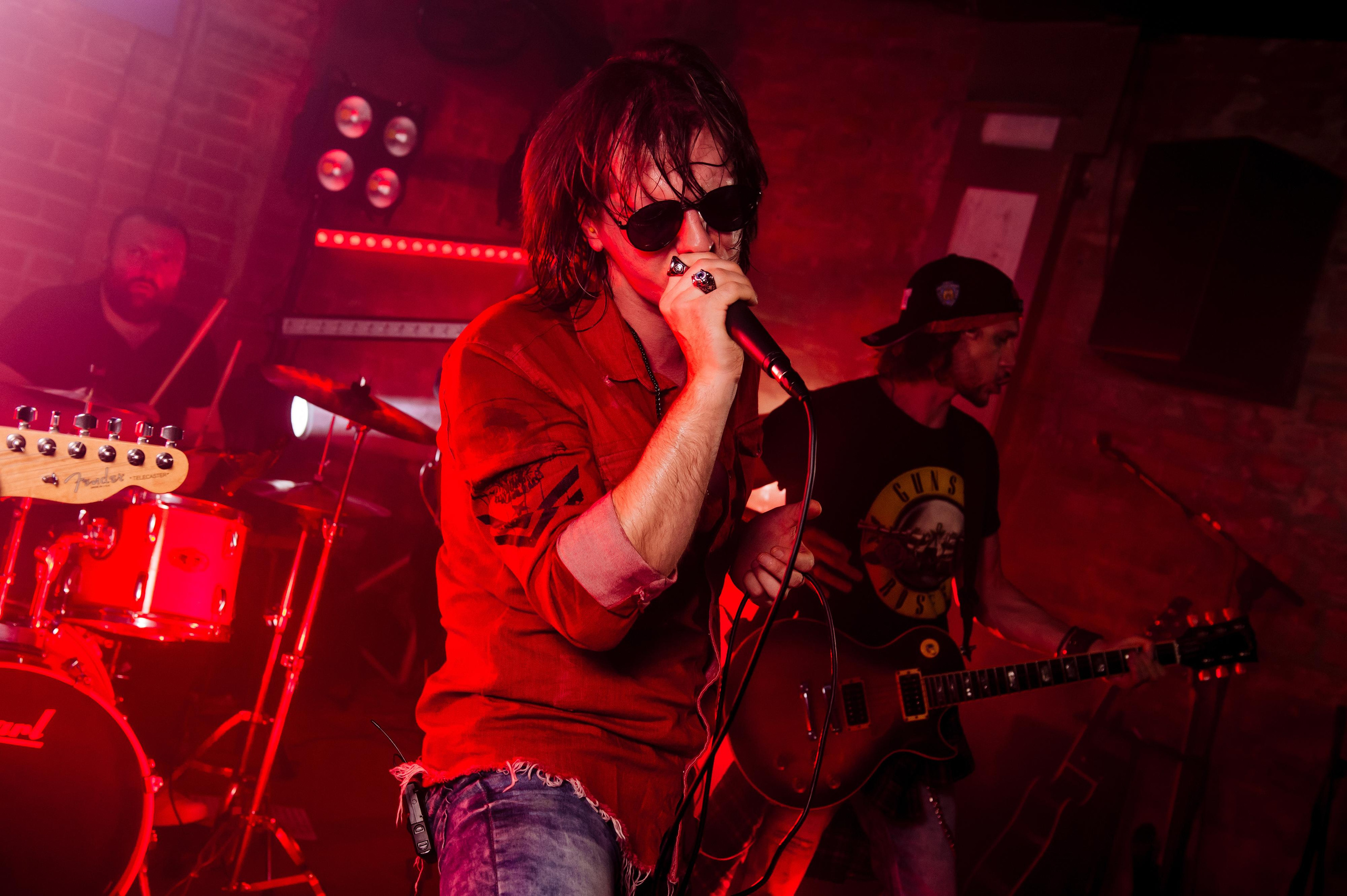 Milestone — Live in The Local Pub. Репортажный и свадебный фотограф в Курске Борис Захарчук