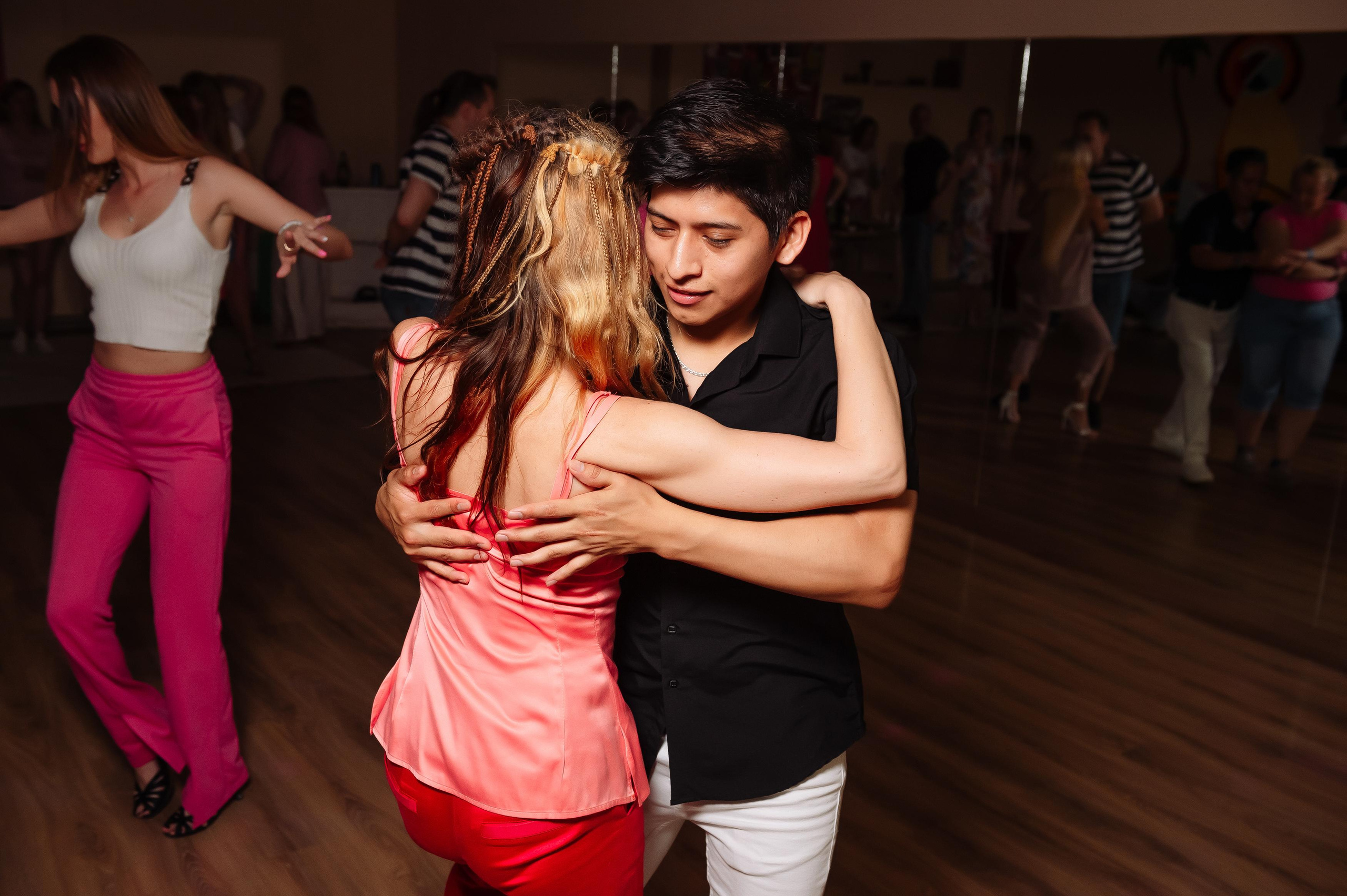 Casa Latina. Репортажный и свадебный фотограф в Курске Борис Захарчук