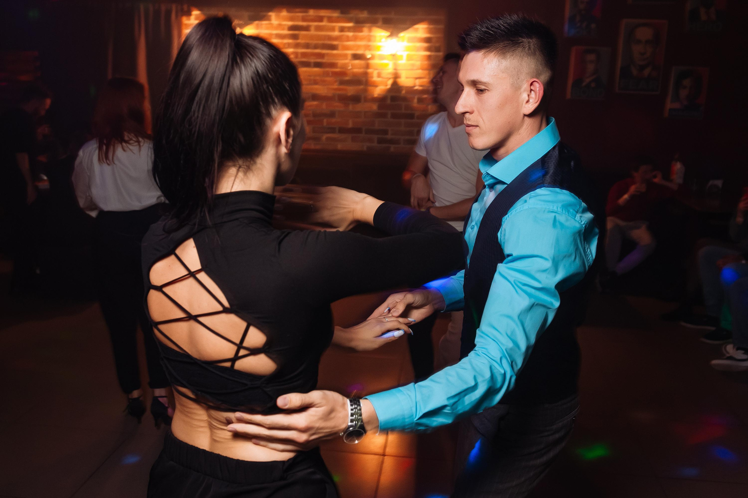 Школа социальных танцев In Dance. Репортажный и свадебный фотограф в Курске Борис Захарчук