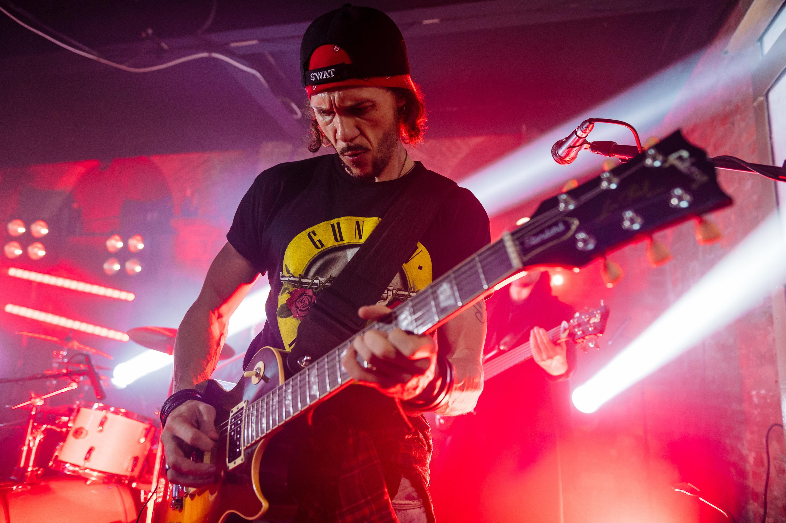 Milestone — Live in The Local Pub. Репортажный и свадебный фотограф в Курске Борис Захарчук