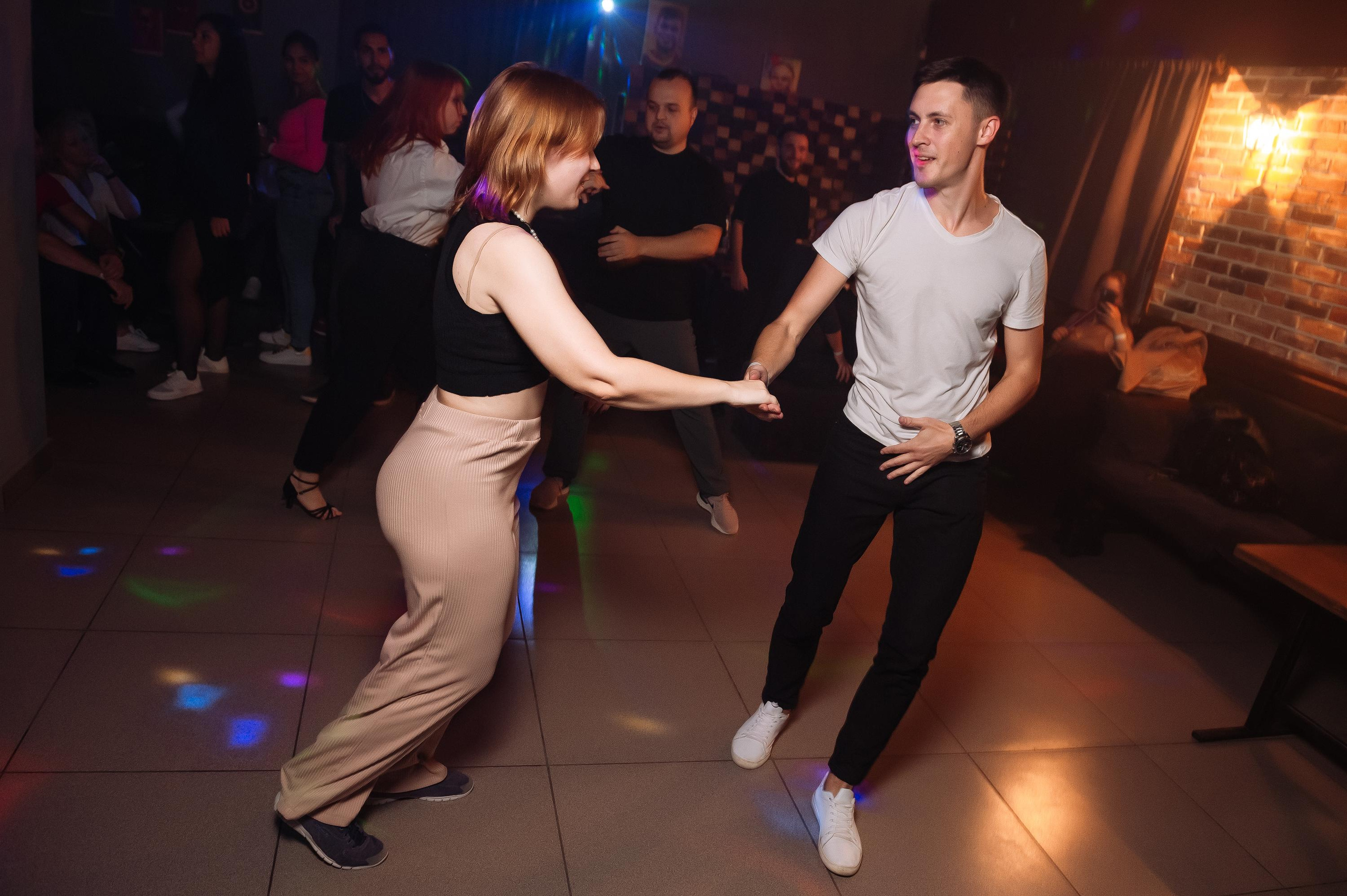 Школа социальных танцев In Dance. Репортажный и свадебный фотограф в Курске Борис Захарчук