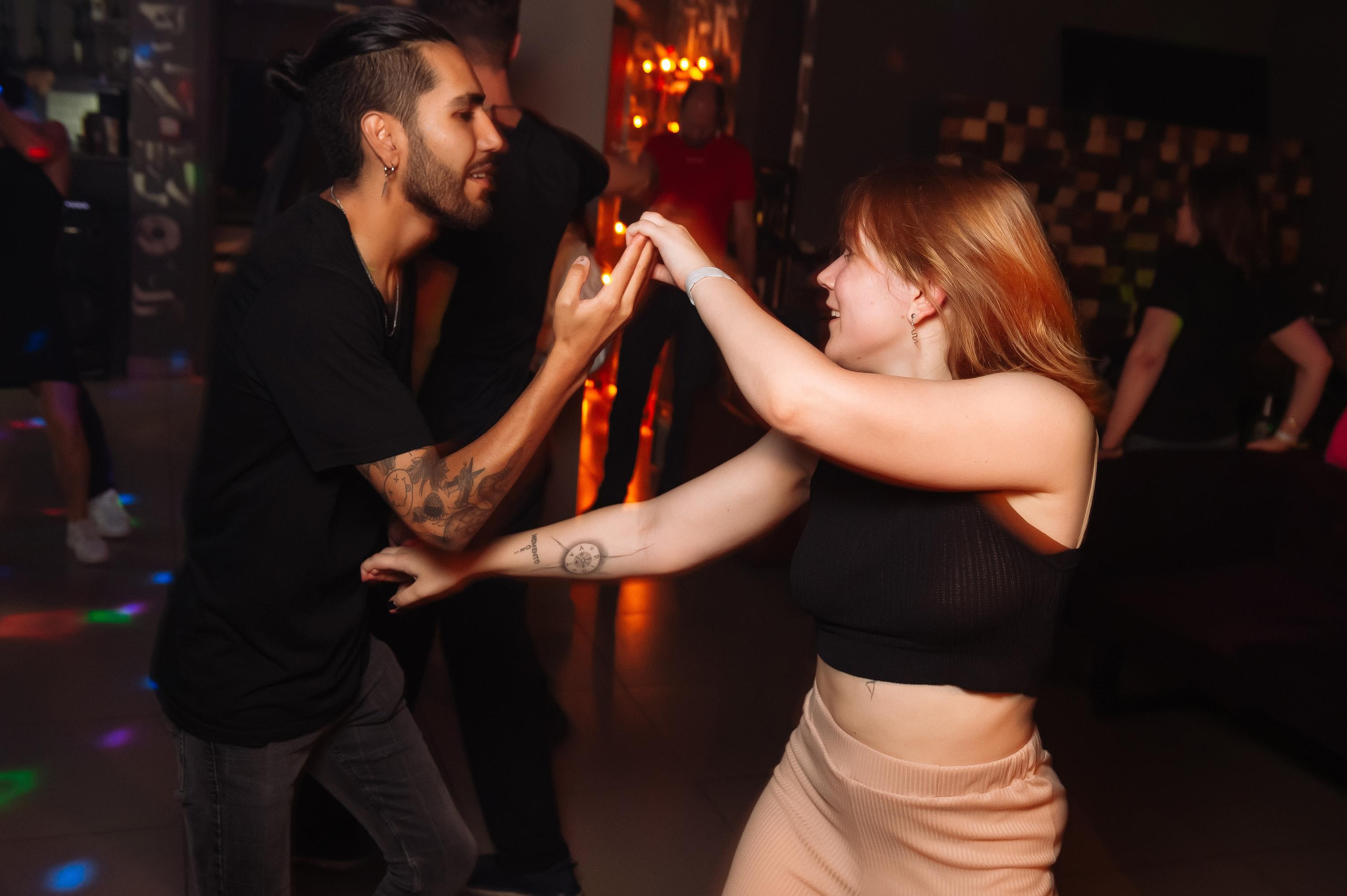 Школа социальных танцев In Dance. Репортажный и свадебный фотограф в Курске Борис Захарчук