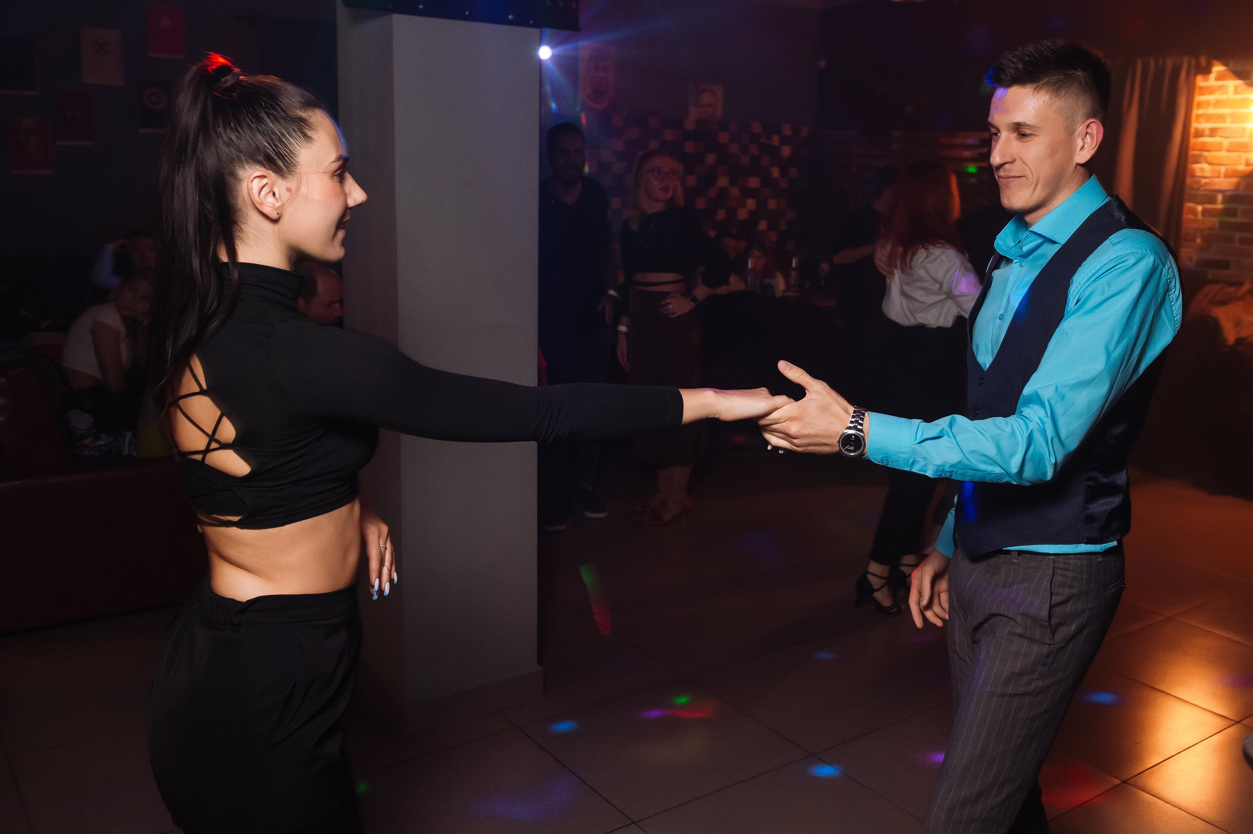 Школа социальных танцев In Dance. Репортажный и свадебный фотограф в Курске Борис Захарчук