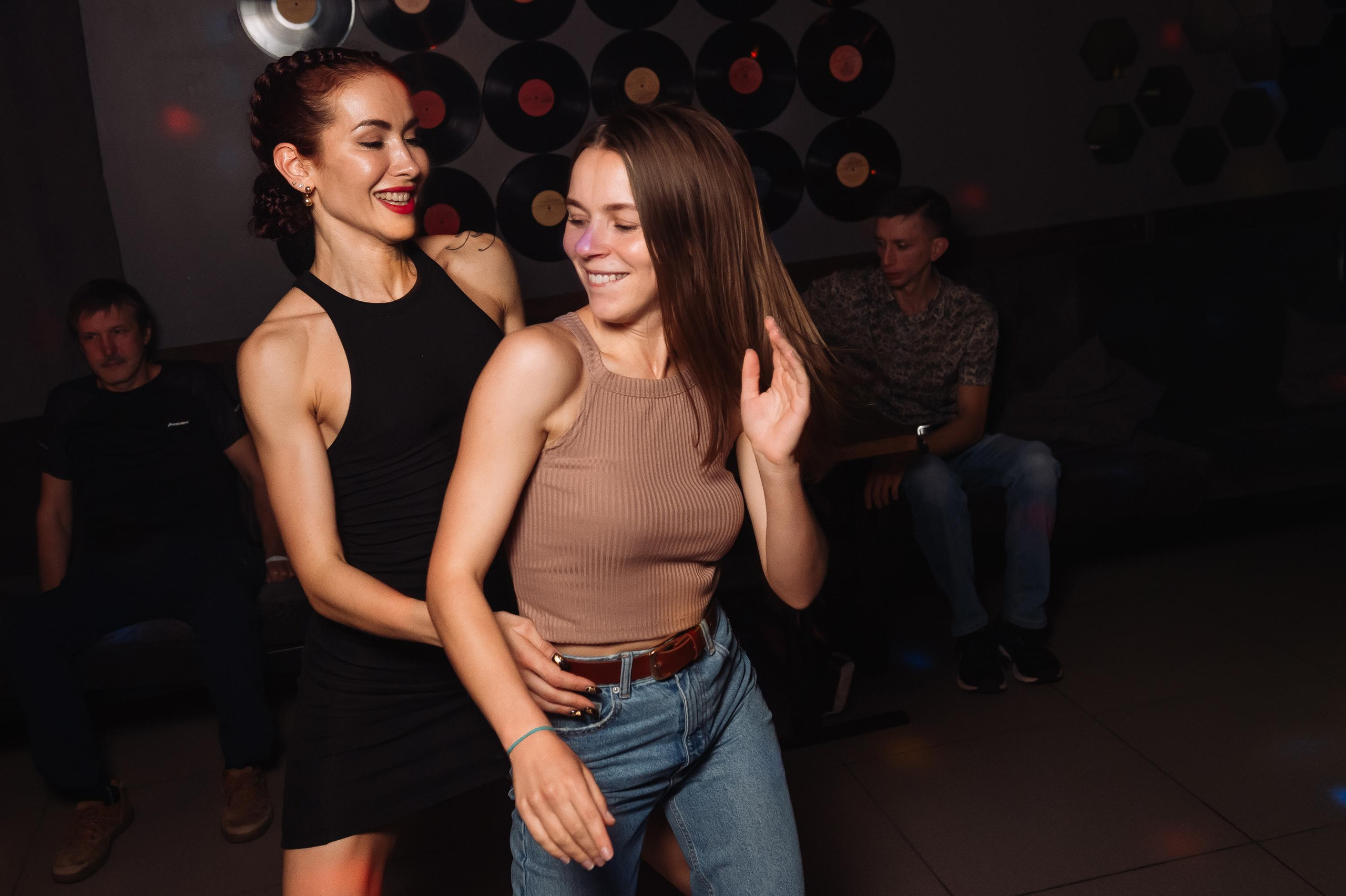 Школа социальных танцев In Dance. Репортажный и свадебный фотограф в Курске Борис Захарчук