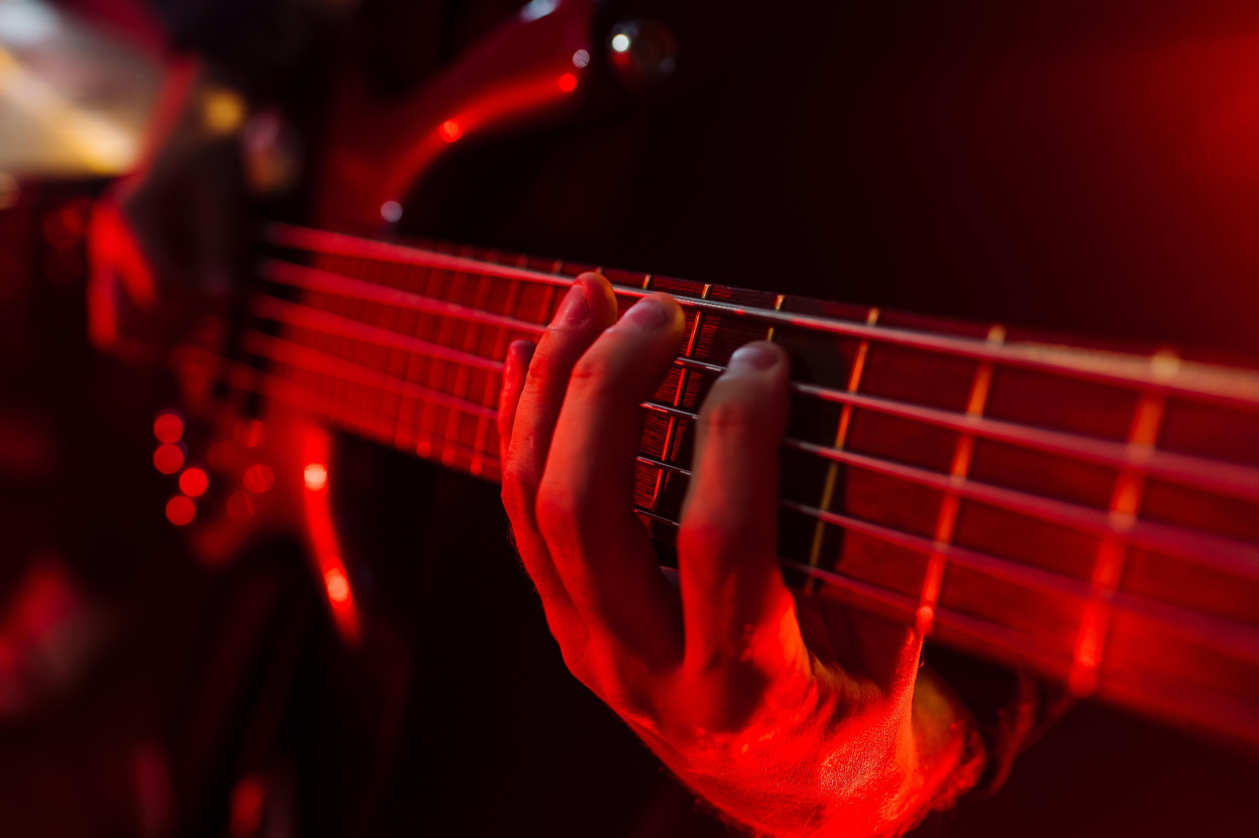 Milestone — Live in The Local Pub. Репортажный и свадебный фотограф в Курске Борис Захарчук