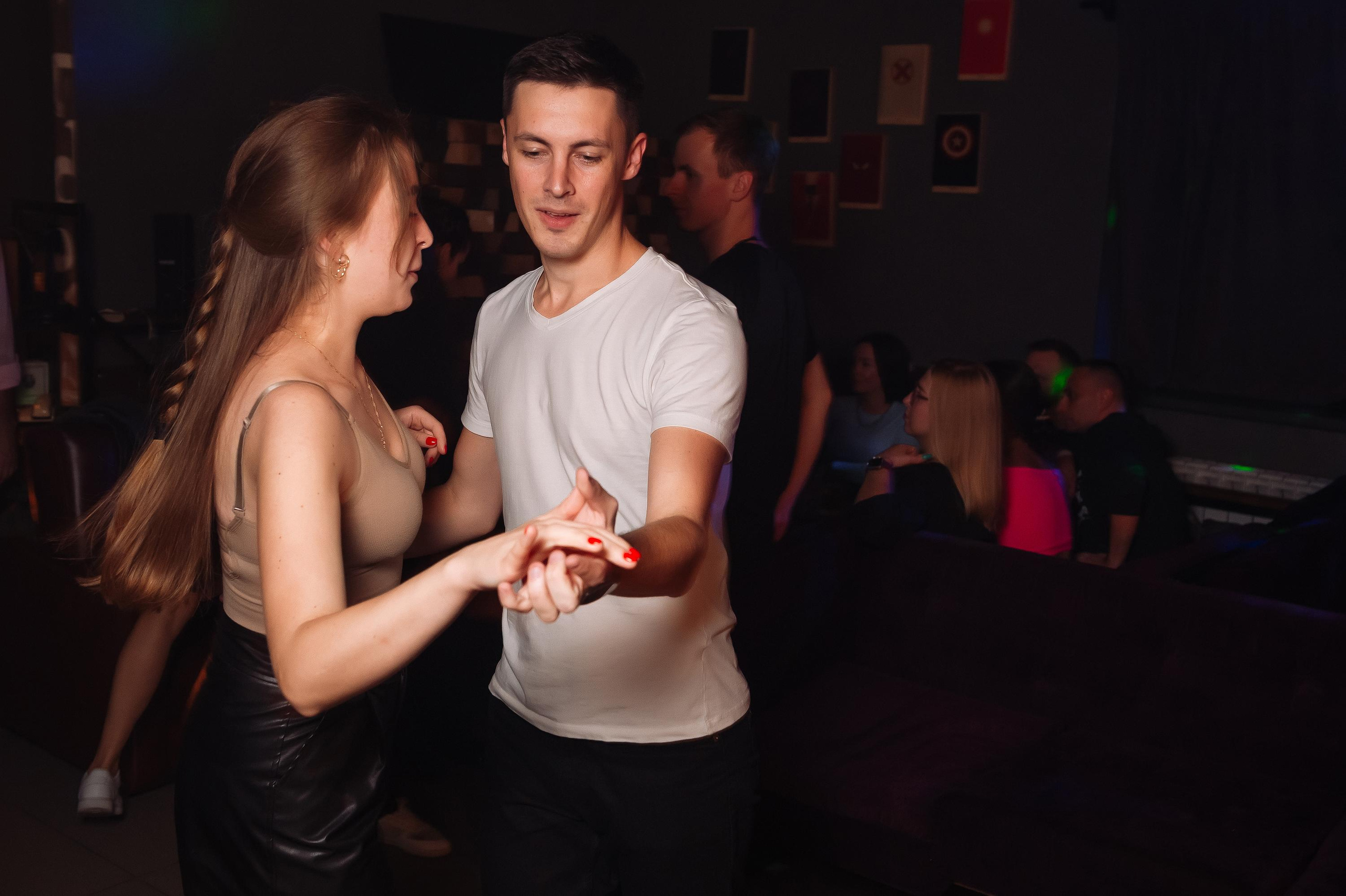 Школа социальных танцев In Dance. Репортажный и свадебный фотограф в Курске Борис Захарчук